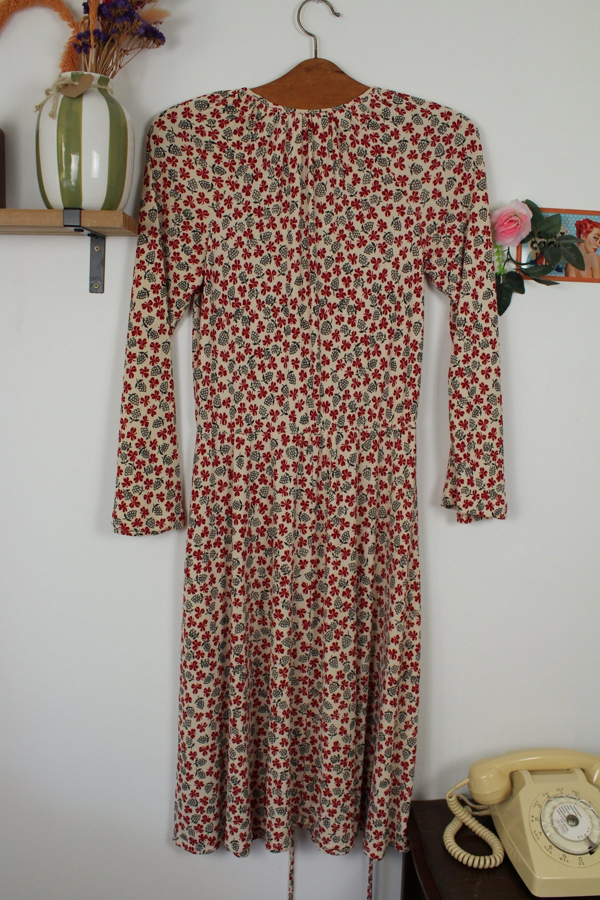 Robe vintage années 70 champêtre romantique - trèfles & pommes de pin - Taille 36/38