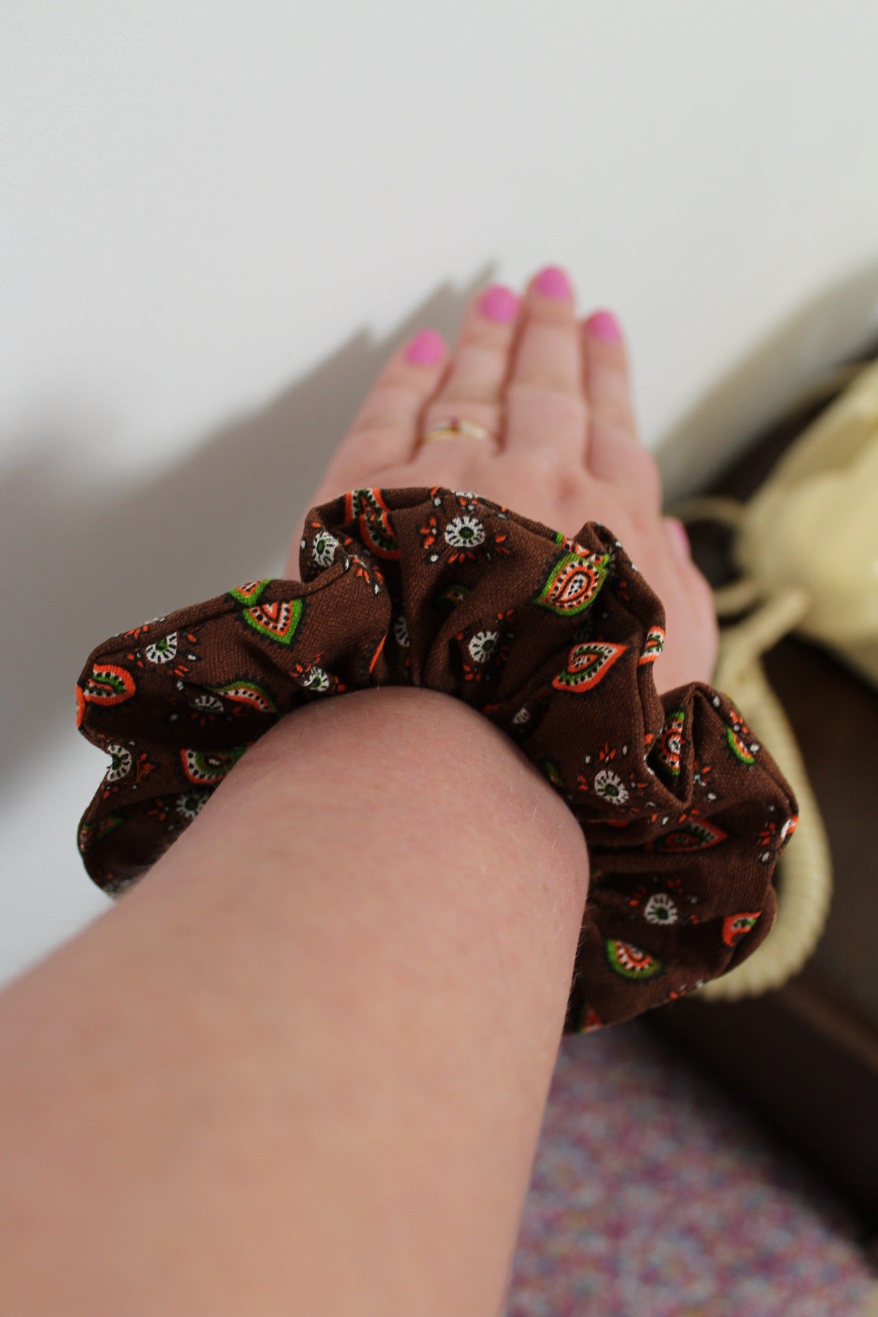 🎀Chouchou vintage années 70 motif paisley & rosaces🎀
