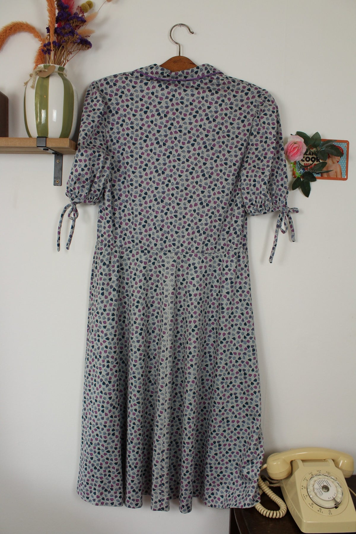 🌸🍒Robe vintage années 70 pin-up/rockabilly bleu ciel imprimé de petites feuilles - Taille 38🍒🌸