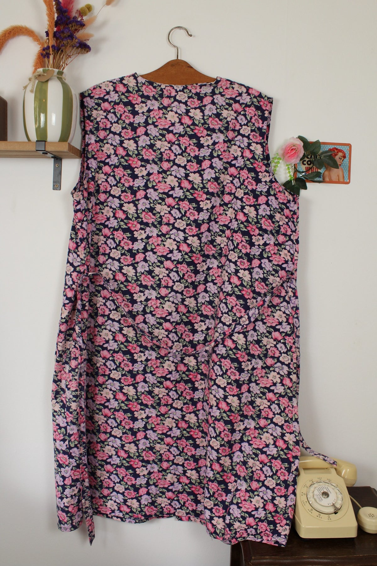 Robe fleurie vintage 80's fleurie violet & rose - Taille 48/50
