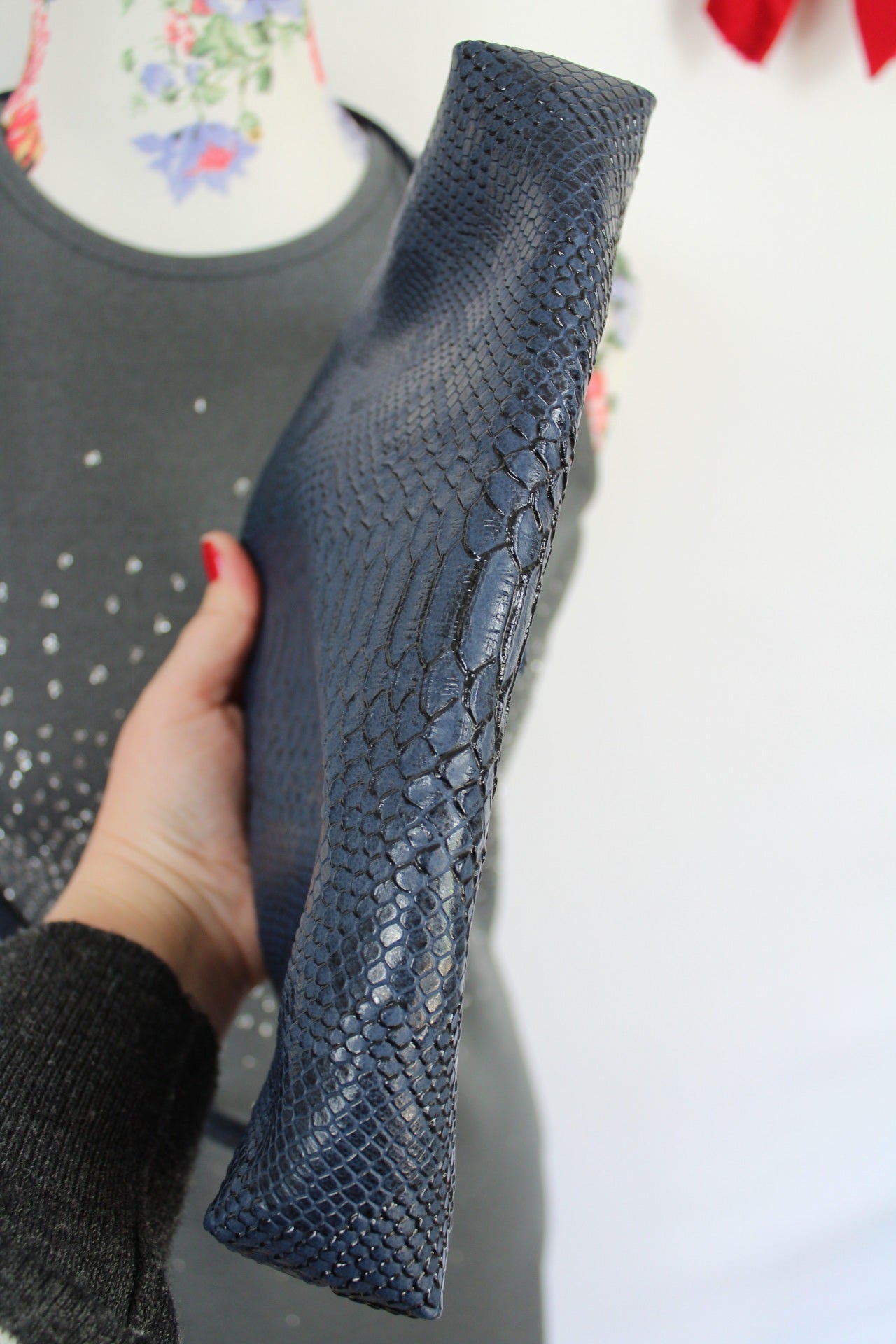 ✨Sac pochette en relief croco et intérieur bleu satin✨