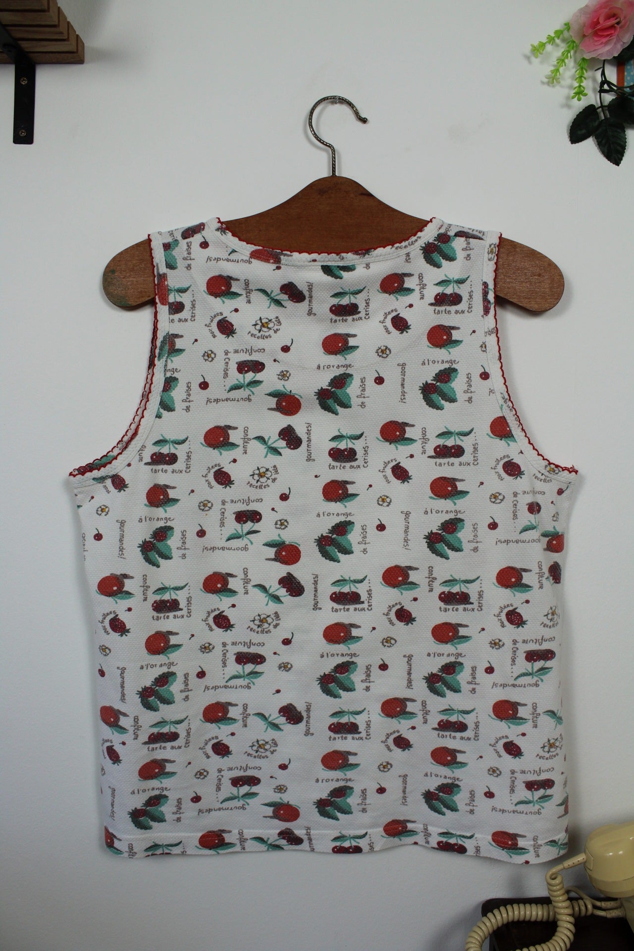 🌸🍒Débardeur vintage 70/80's fruits rouges & fleurs - Taille 40/42🍒🌸
