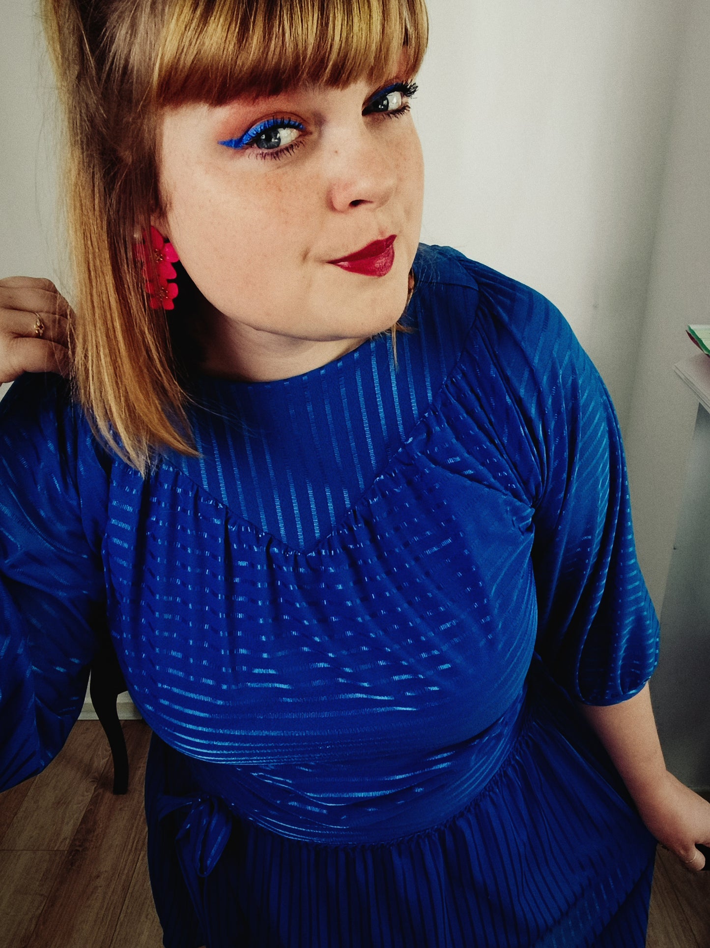 🌸🍒Robe vintage 70/80s bleue fluide à bandes satinées - Taille 40 à 44🍒🌸