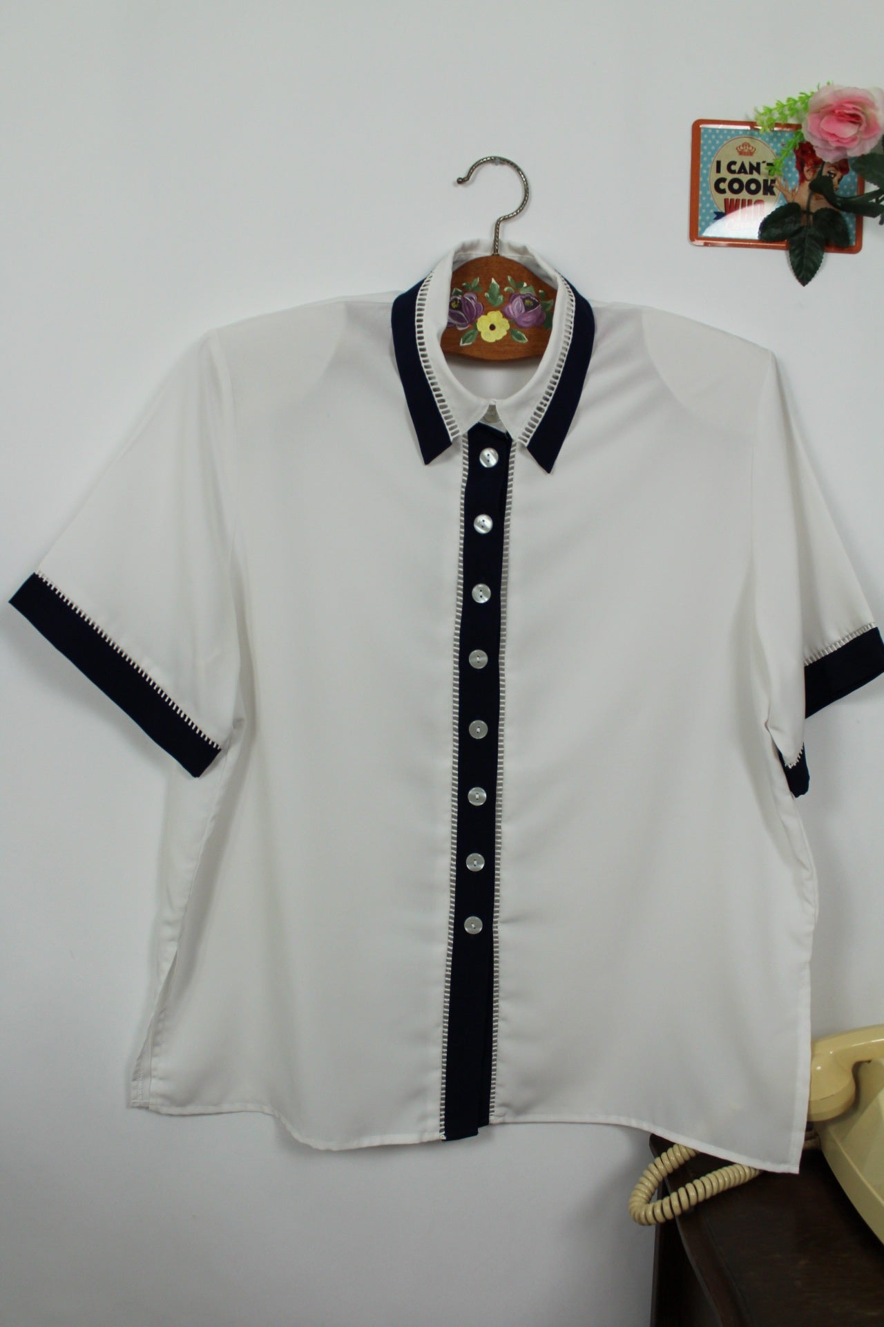 🌸🍒Chemise manches courtes vintage 90's blanche contrastée marine esprit Navy - Taille 42/44🍒🌸