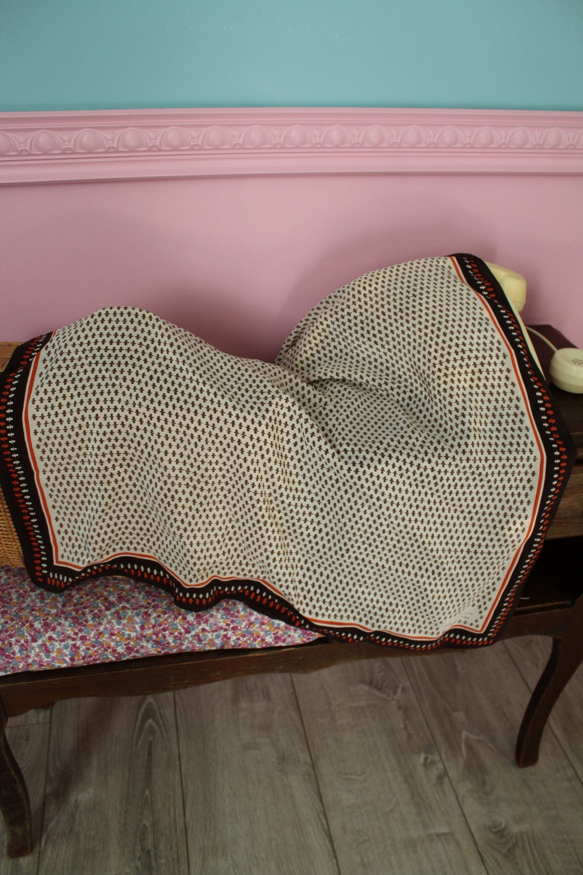 Foulard vintage années 70 automnal orange & marron psyché