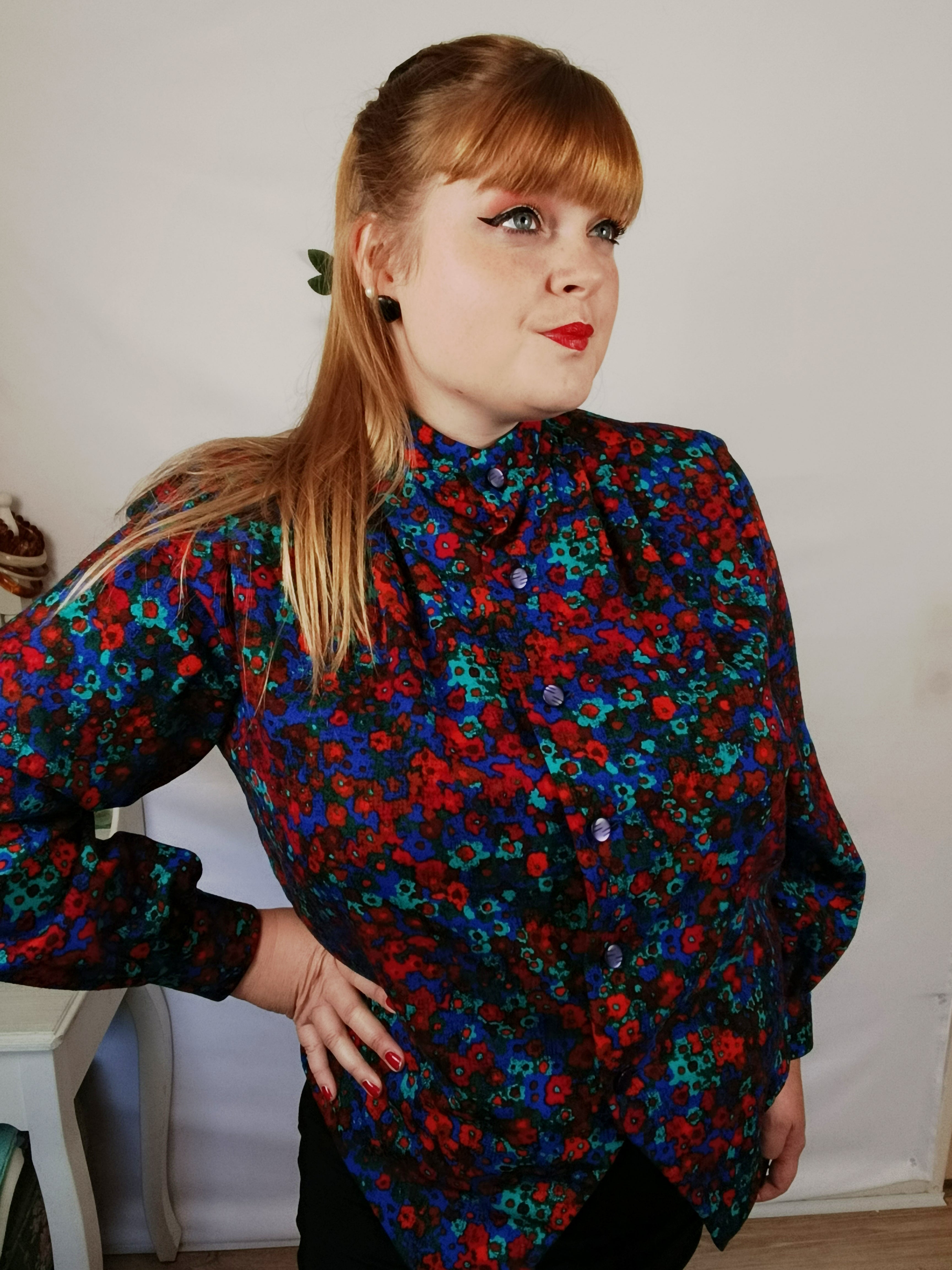 🌸Blouse vintage 80's fleurie rouge & bleue🍒