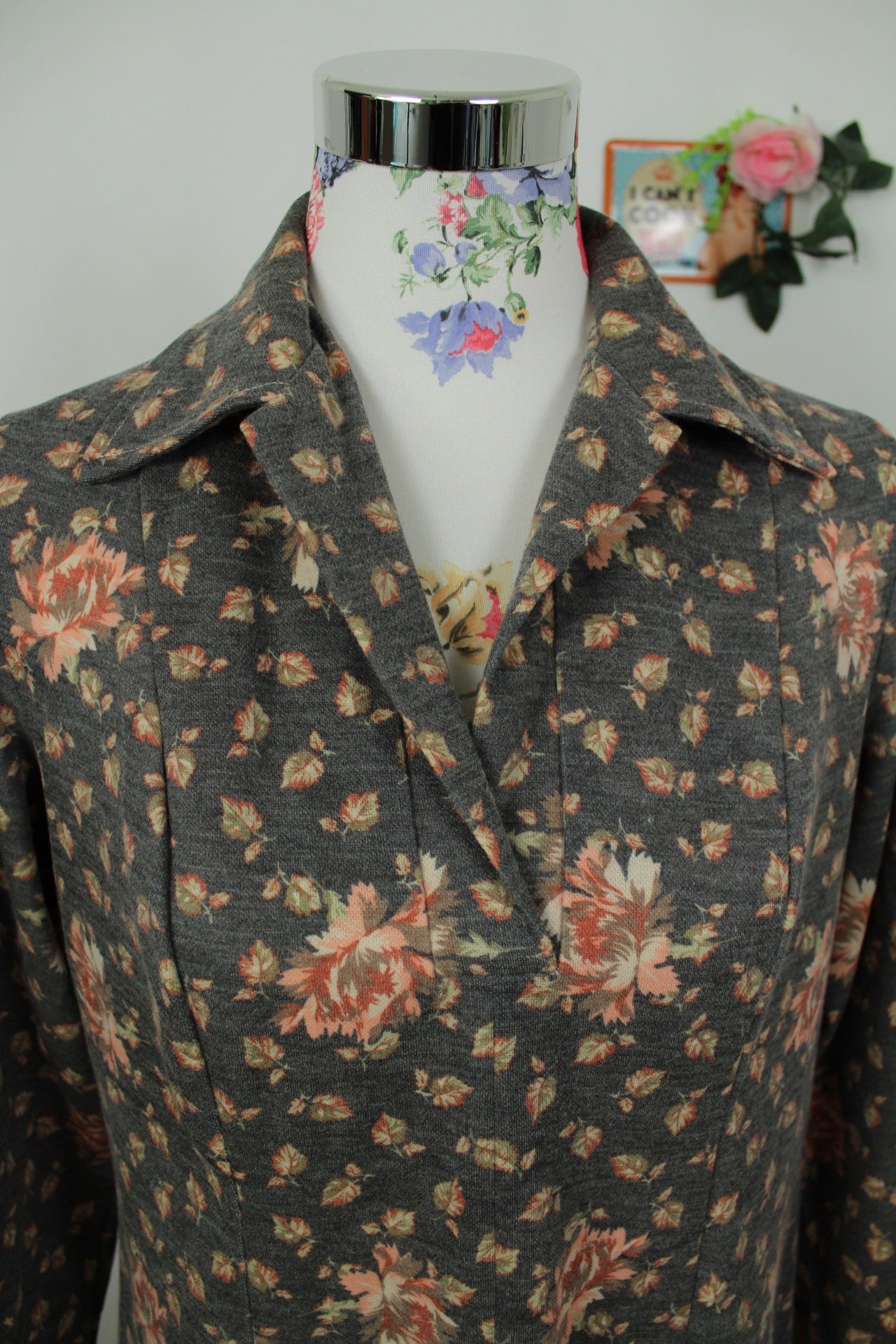 🌸🍒Robe vintage 70/80's grise fleurie évasée col chemise - T.40/42🍒🌸