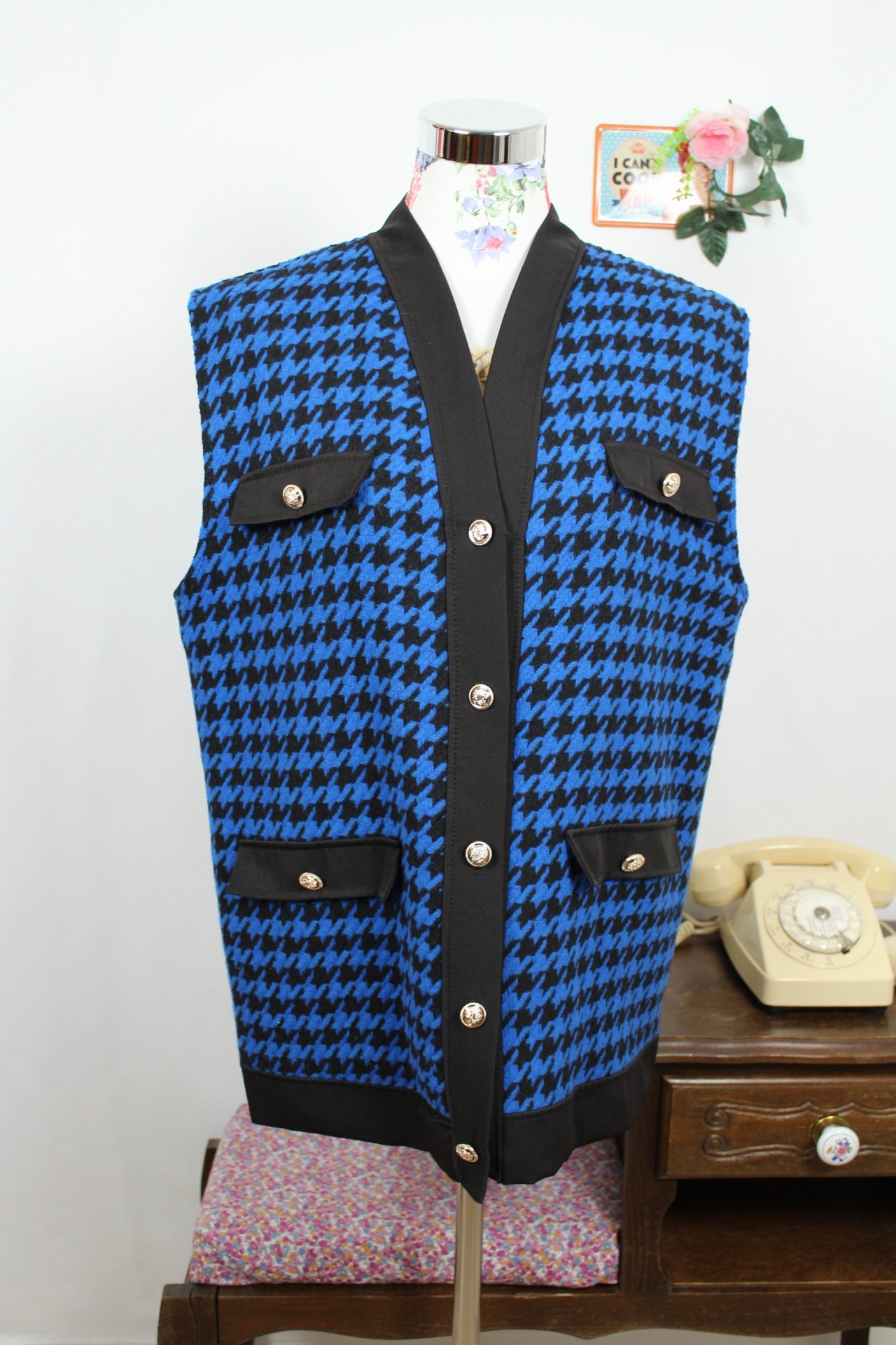 🌸🍒Cardigan/gilet sans manches pieds de poule 90's bleu électrique - made in Italy - Taille 40/42🍒🌸