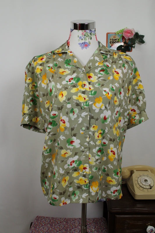 🌸🍒Chemise vintage 90's manches courtes kaki & fleurs jaunes lumineuses - Taille 40/42🍒🌸