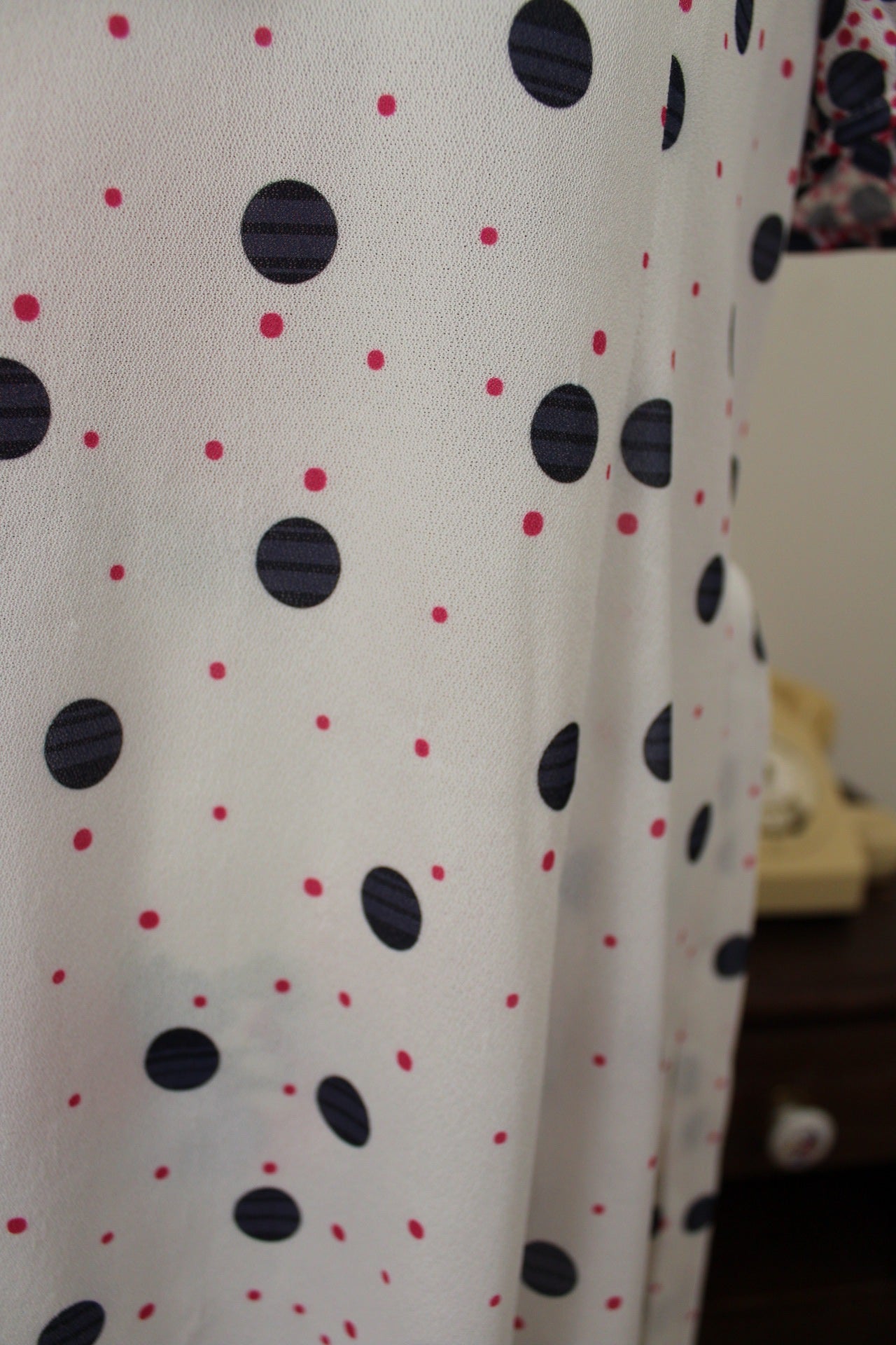 🌸🍒Robe vintage 70/80's col lavallière pois graphiques avec effet dégradé - Taille 40 - petit 42🍒🌸