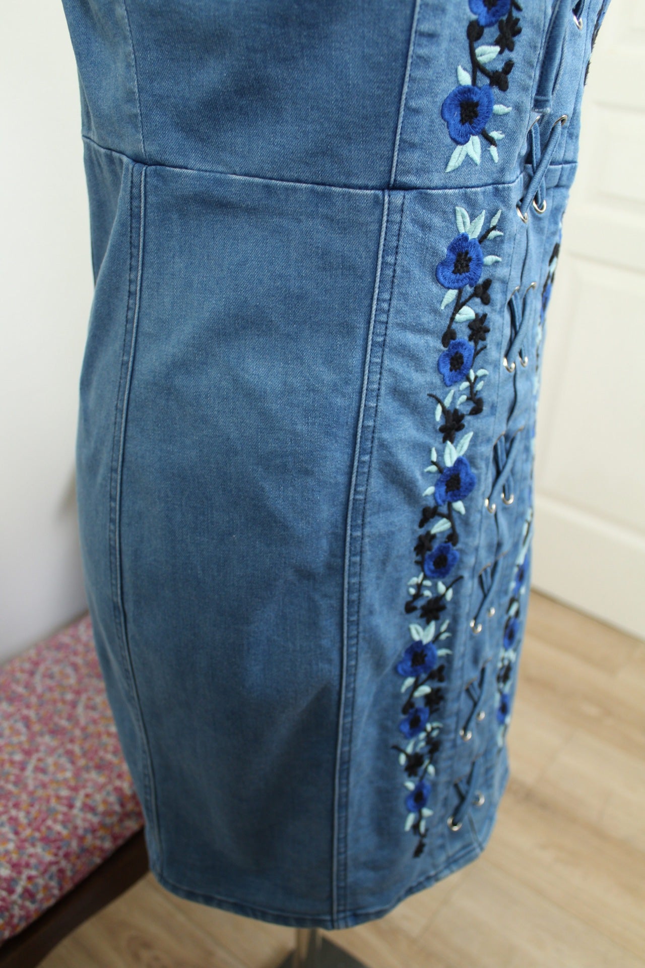 🌸🍒Robe en jean denim Y2k 2000's laçage & bordries florales - Taille 38🍒🌸