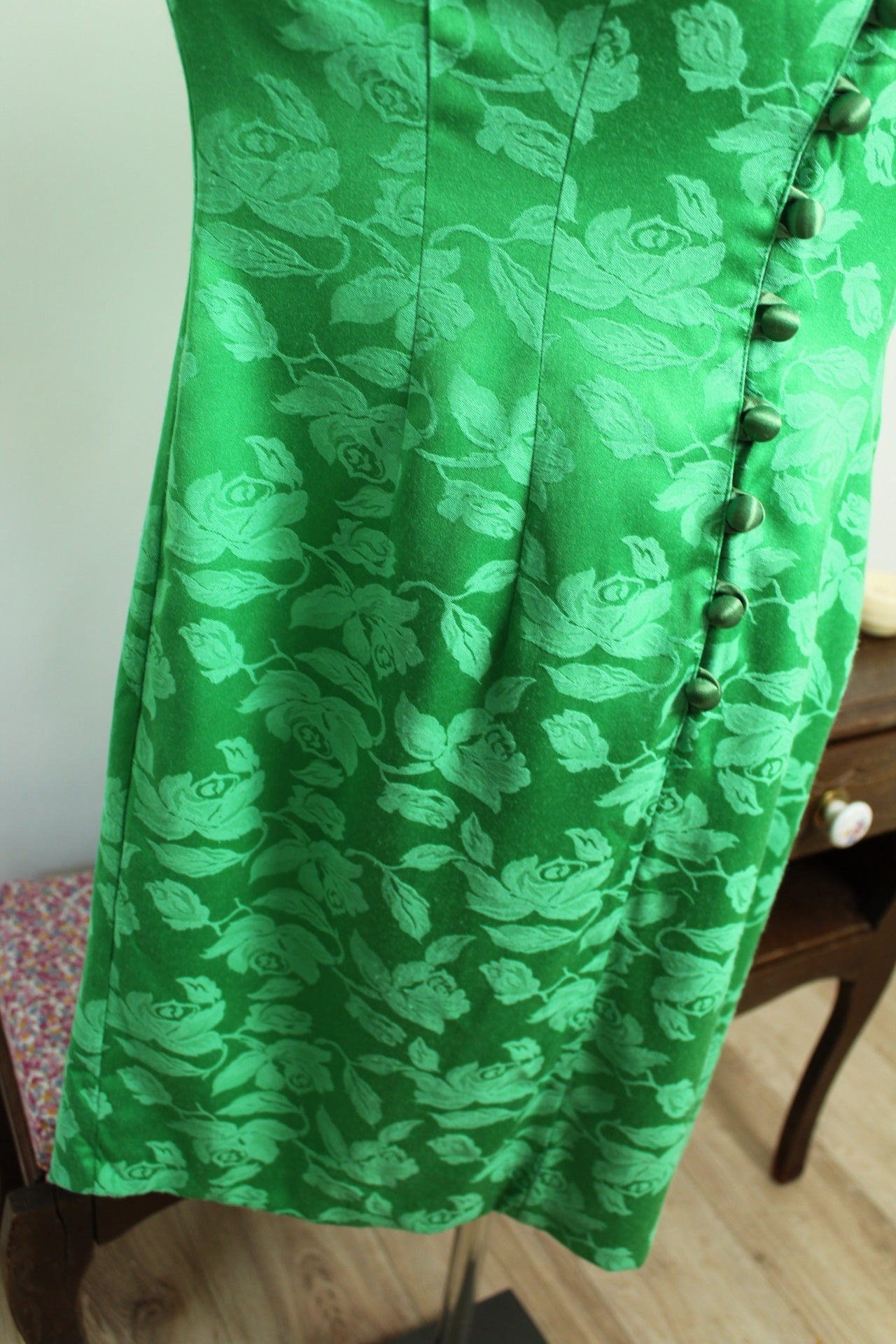 🌸🍒Robe vintage 80/90s romantique vert satiné & roses ton sur ton - Taille 40🍒🌸