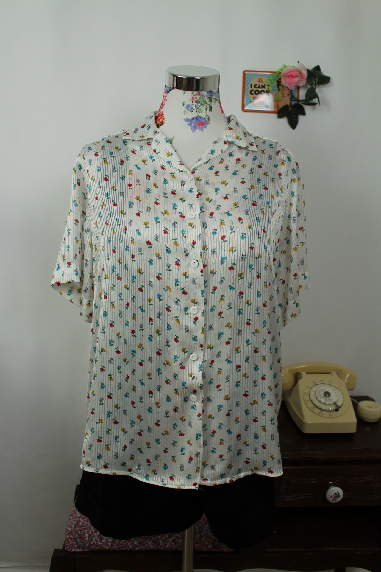 🌸🍒Chemise vintage 90's fluide satinée fleurie cottage romantique effet soie - Taille 40 à 44🍒🌸