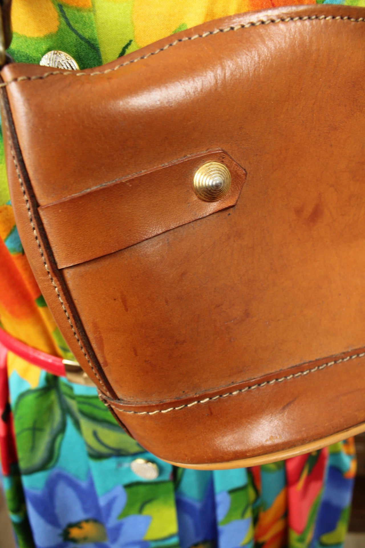 🌸🍒Sac bandoulière vintage 70's en cuir lisse cognac 🍒🌸