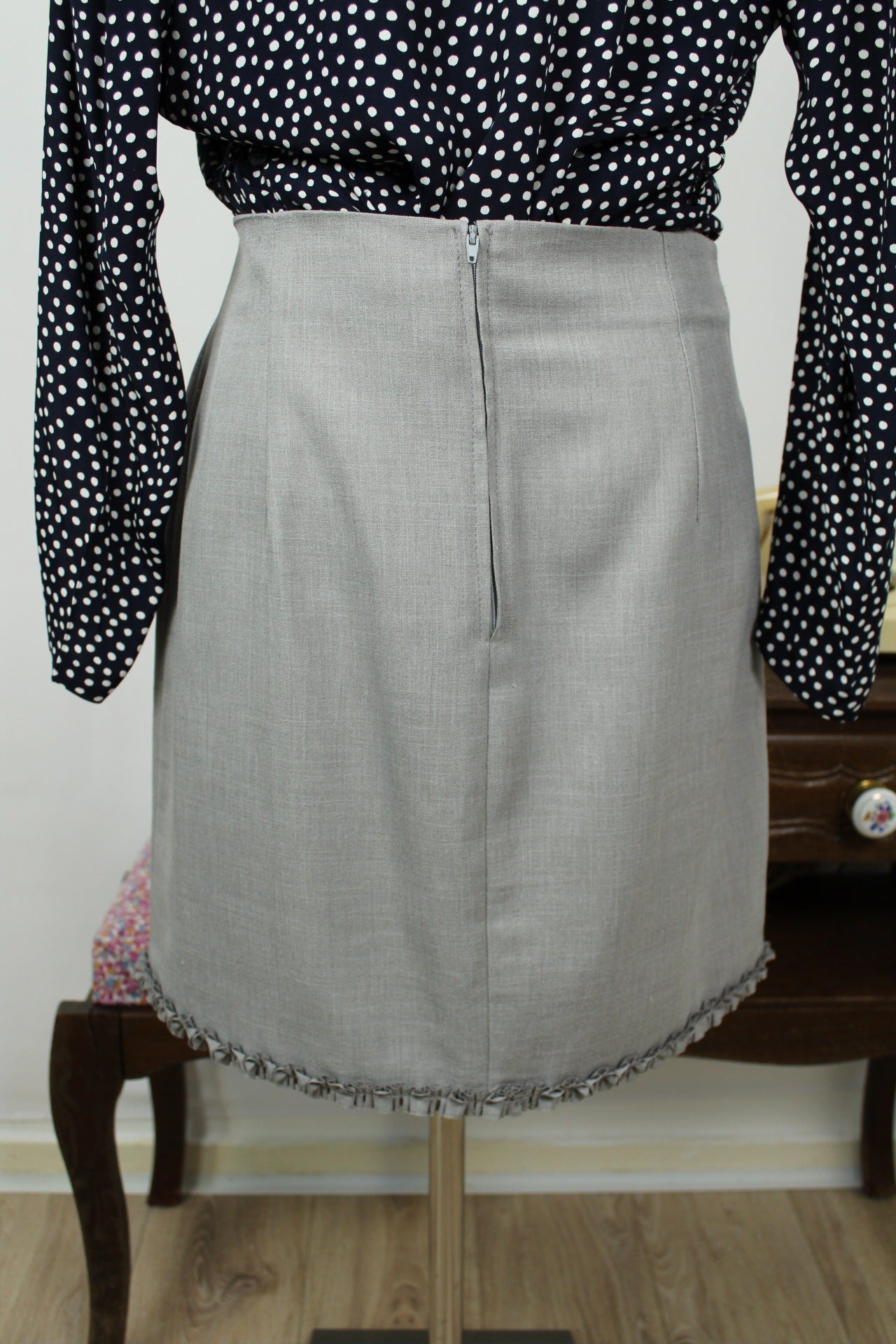 🌸🍒Jupe vintage 90's grise frise froufrou - Taille 38🍒🌸