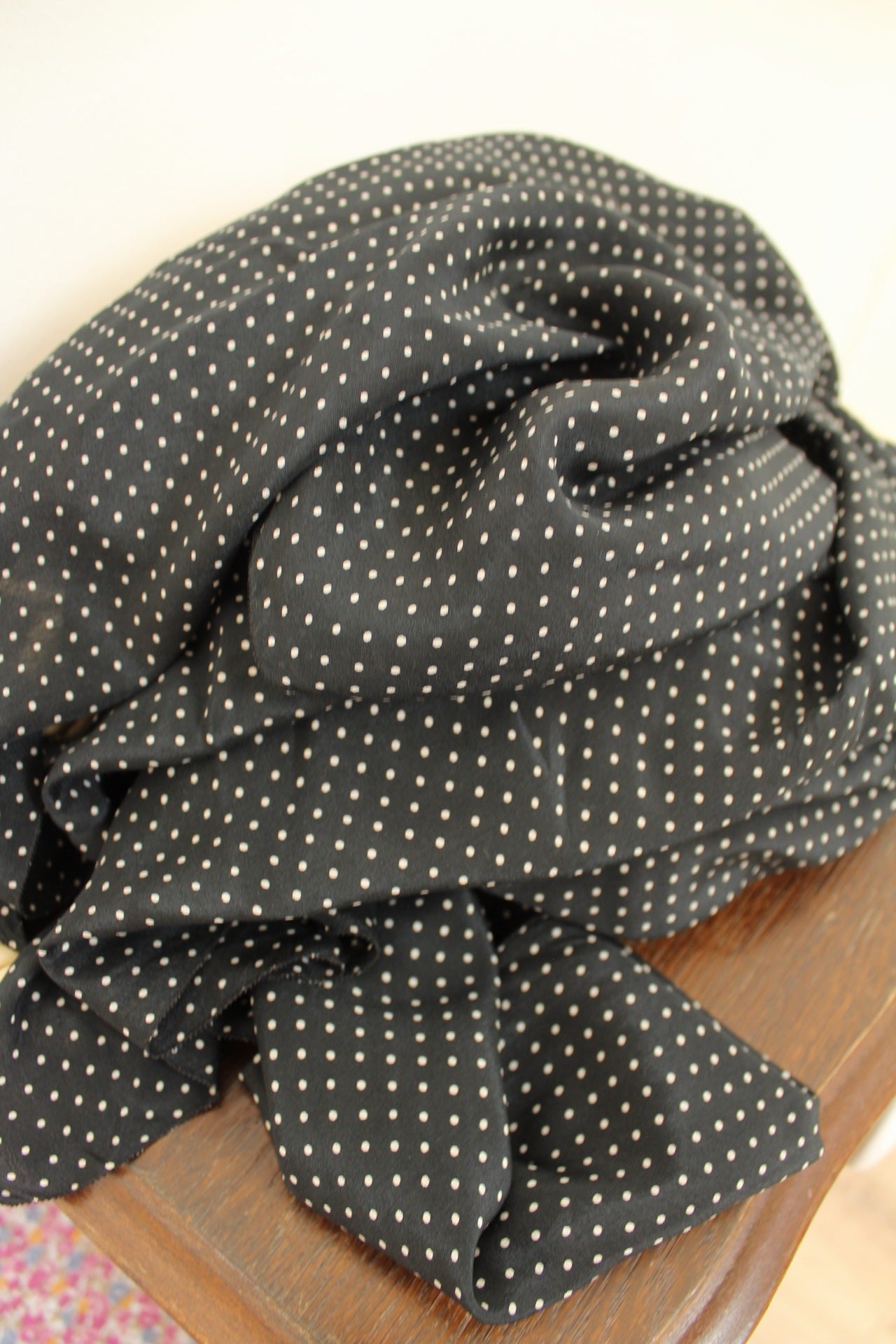 🌸🍒Foulard vintage 80/90's triangulaire pin-up/rockabilly à pois🍒🌸