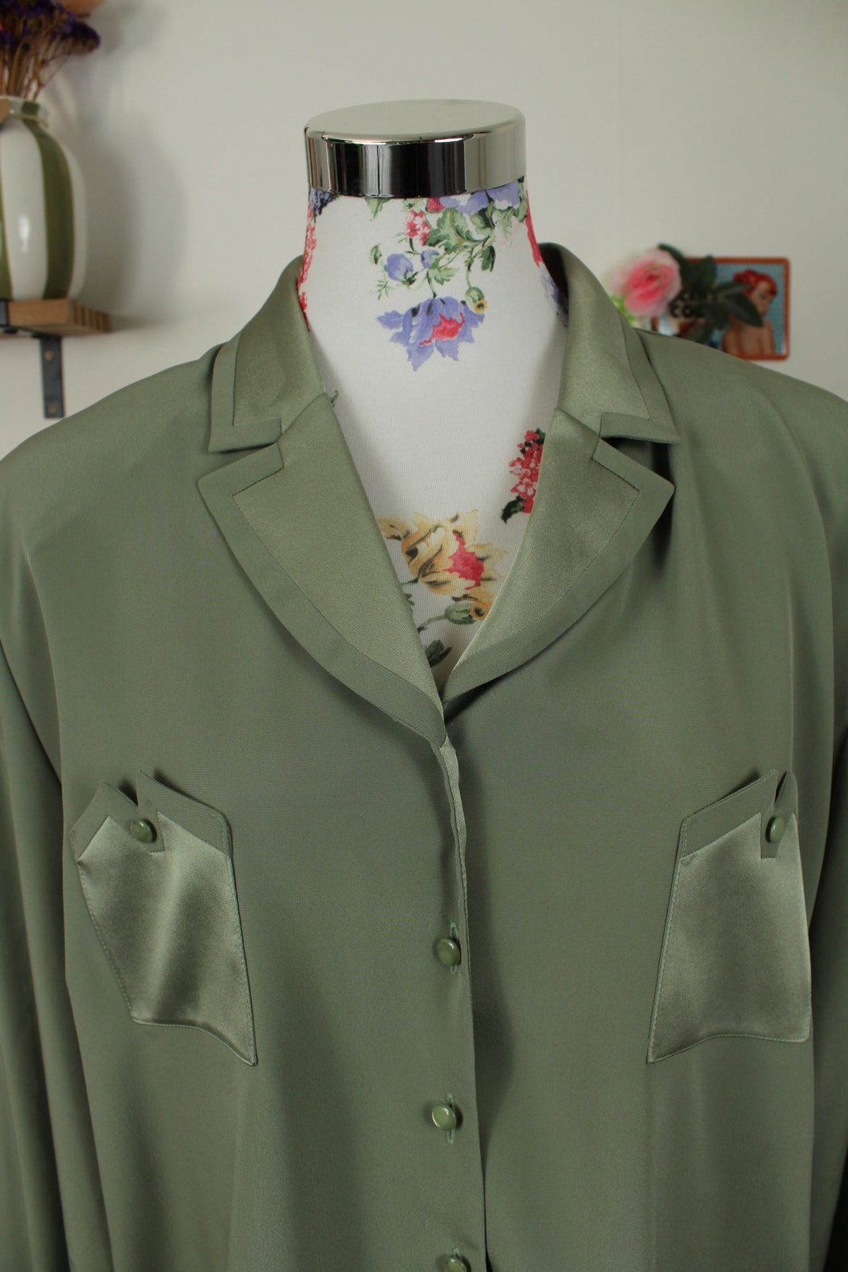 Chemise vintage années 80/90 vert sauge satinée - chic made in France - Taille 46/48