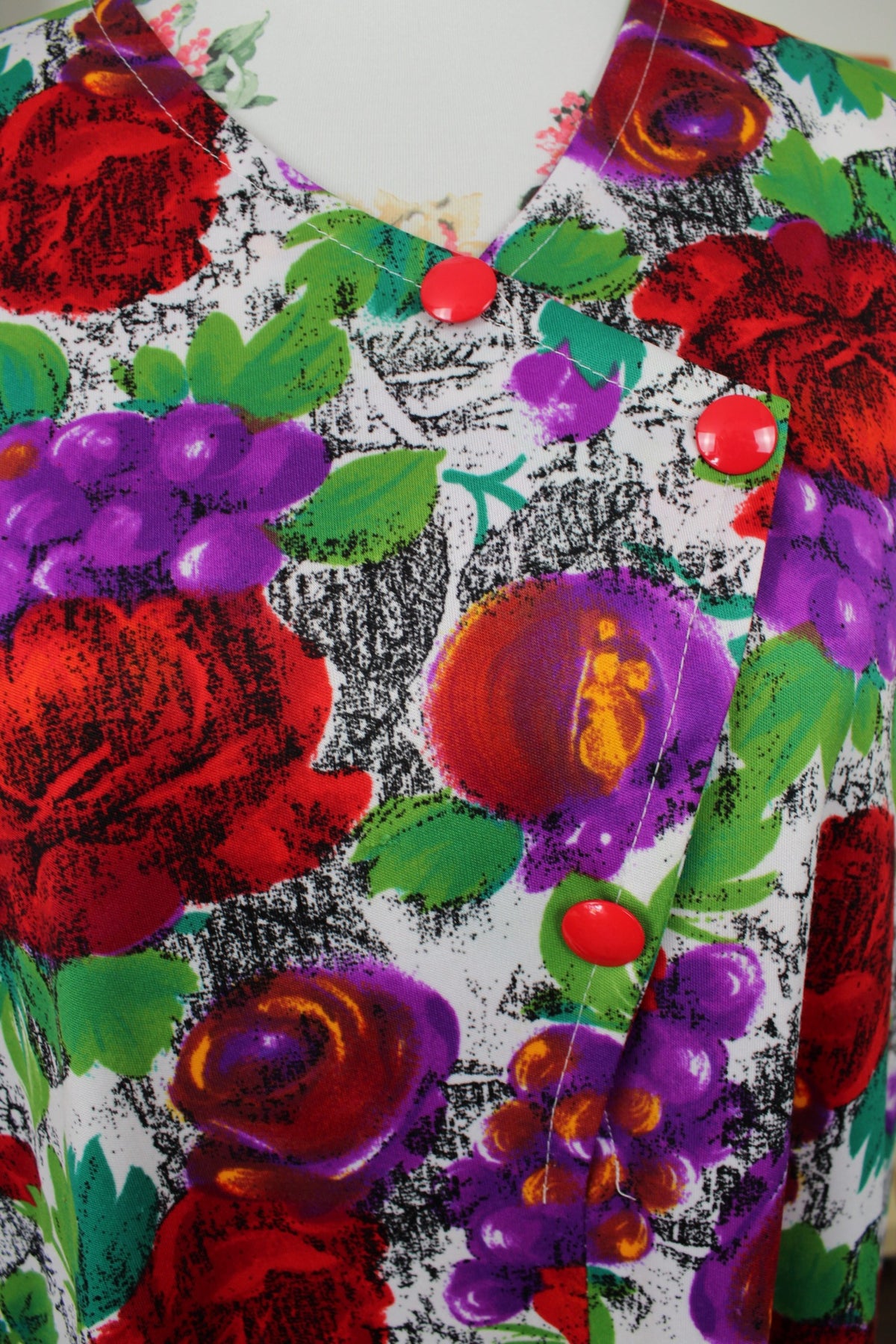 🌸🍒Robe vintage années 80 romantique - roses rouges & grappes de raisins - Taille 40/42🍒🌸