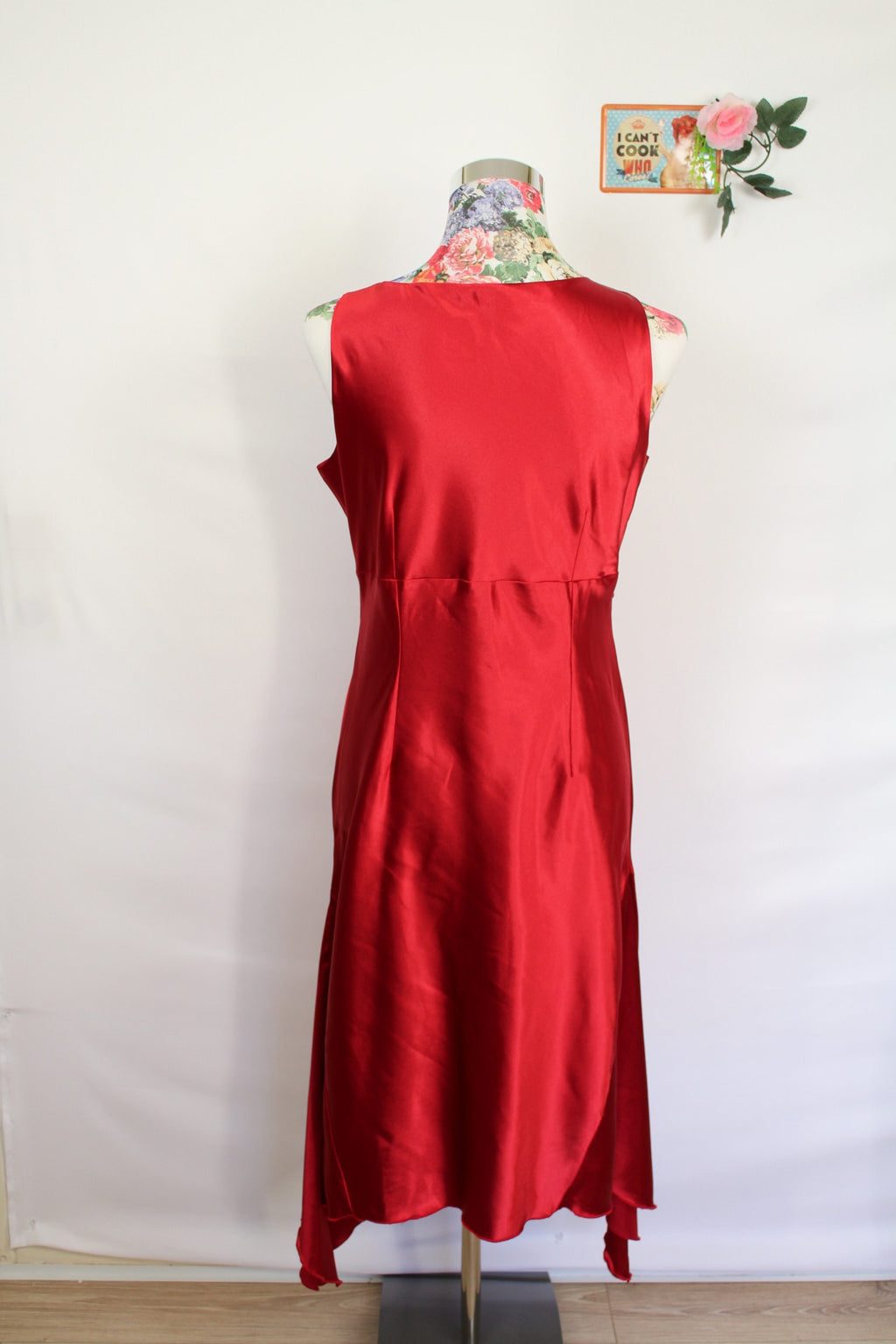 ✨Robe de soirée rouge satinée vintage perlée 80/90s - collier intégré✨