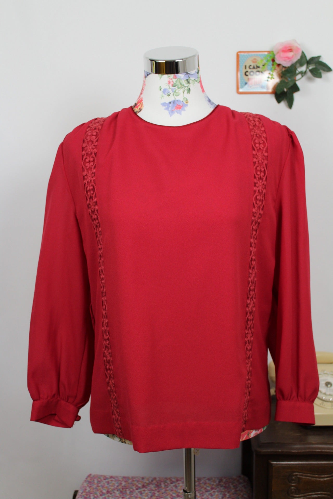 🌸🍒Blouse vintage 90's rouge romantique & broderies fleuries - Taille 40/42🍒🌸