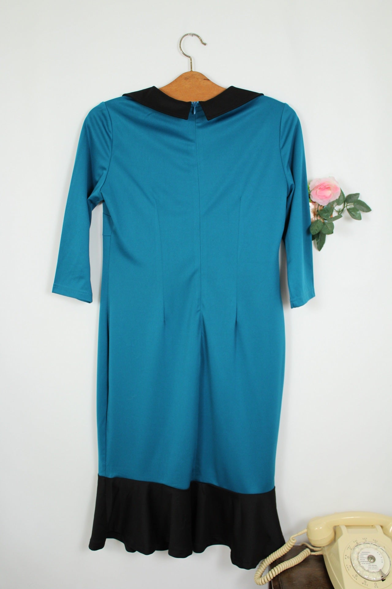🌸🍒Robe pin-up bleu intense coupe sirène - Nice Forever - Taille 38🍒🌸