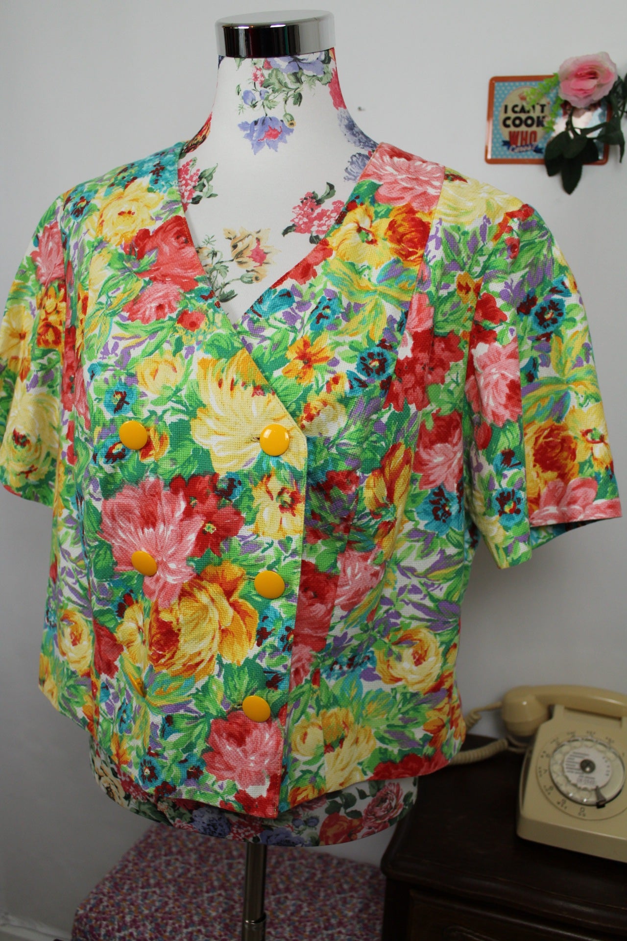 🌸🍒Blouse manches courtes vintage 70's imprimé floral dense - jardin romantique - Taille 42/44🍒🌸
