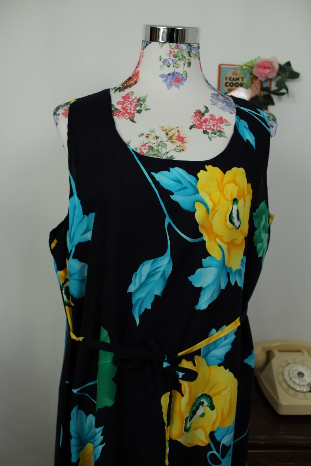 🌸🍒Robe longue vintage 90's bleue marine - fleurs jaunes ensoleillées XXL - Taille 42/44🍒🌸