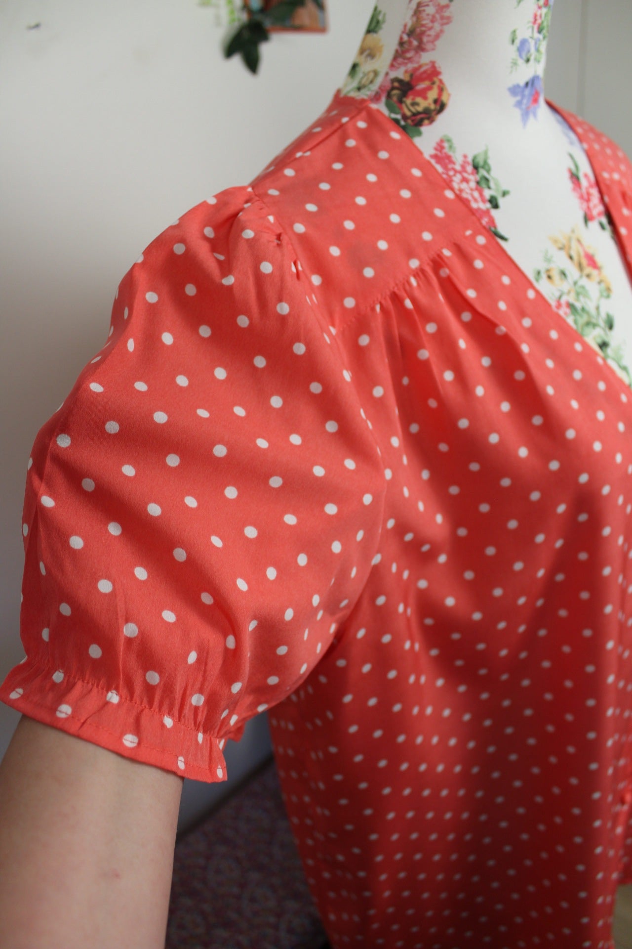 🌸🍒Blouse style rockabilly/pin-up rose corail à pois - Taille 44🍒🌸