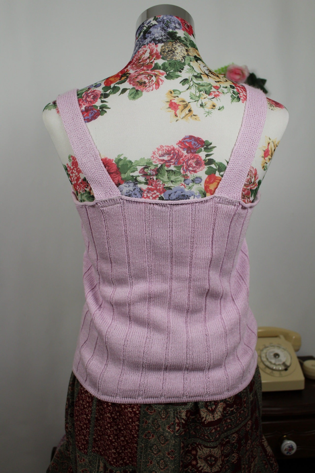 🌸🍒Débardeur en mailles ajourées vintage 90s/2000s lila boutonné esprit bohème - Taille 36 petit 38🍒🌸