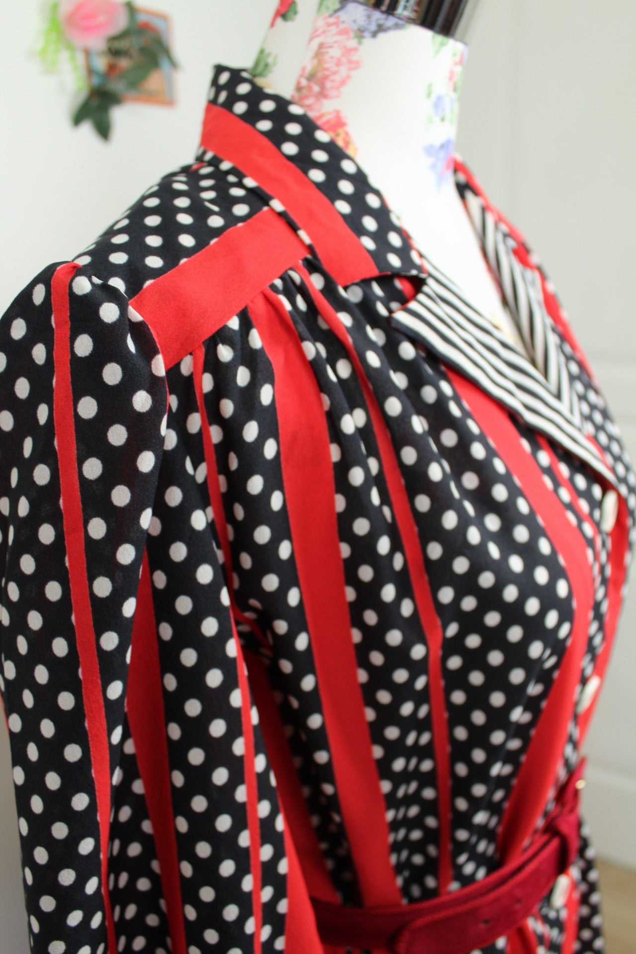 🌸🍒Robe vintage 70/80's pin-up/rockabilly pois & rayures boutonnée - Taille 42/44🍒🌸