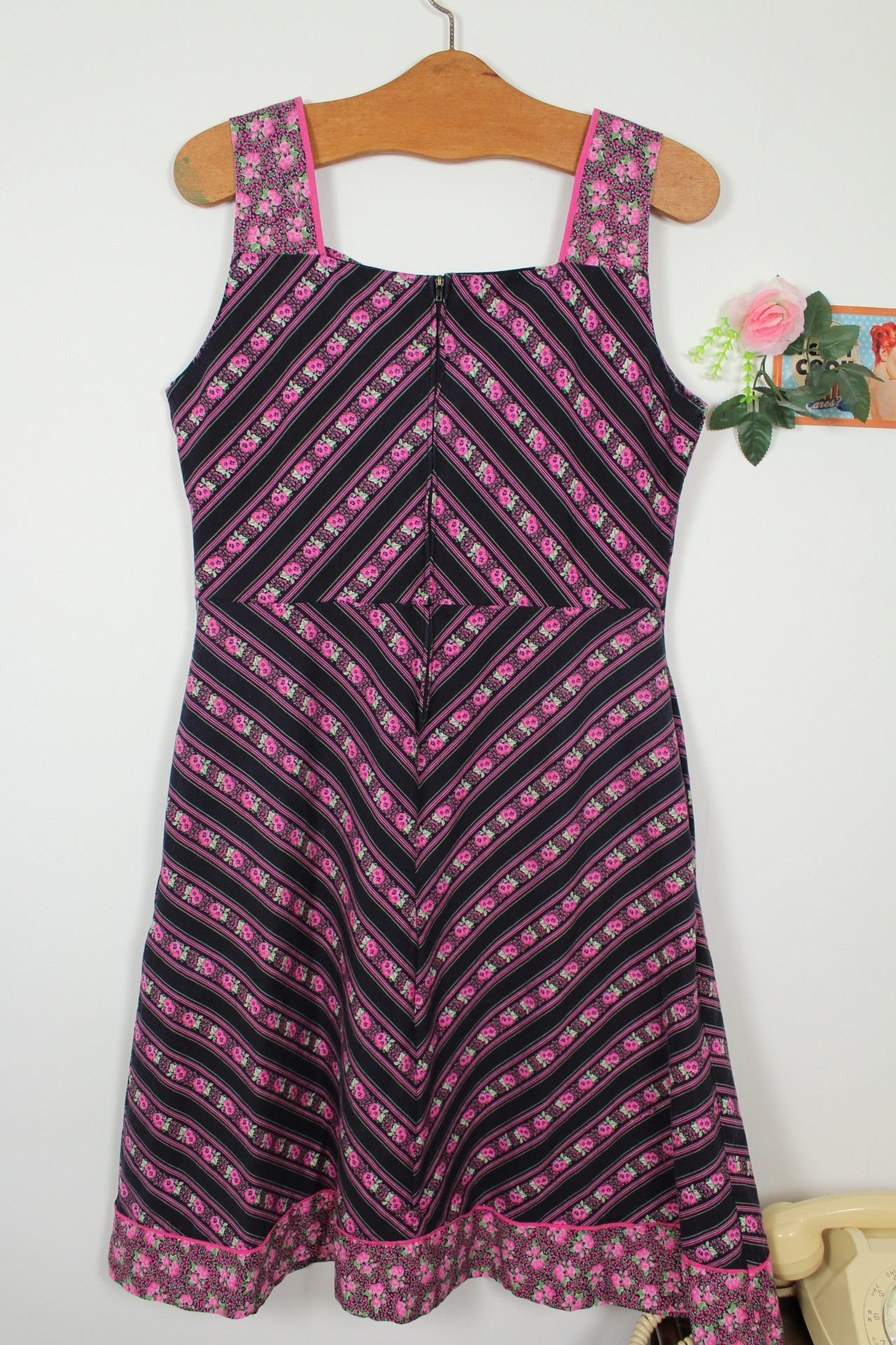 🌸🍒Robe vintage bohème folk 70's chevron fleurie rose fuchsia - T.38🍒🌸