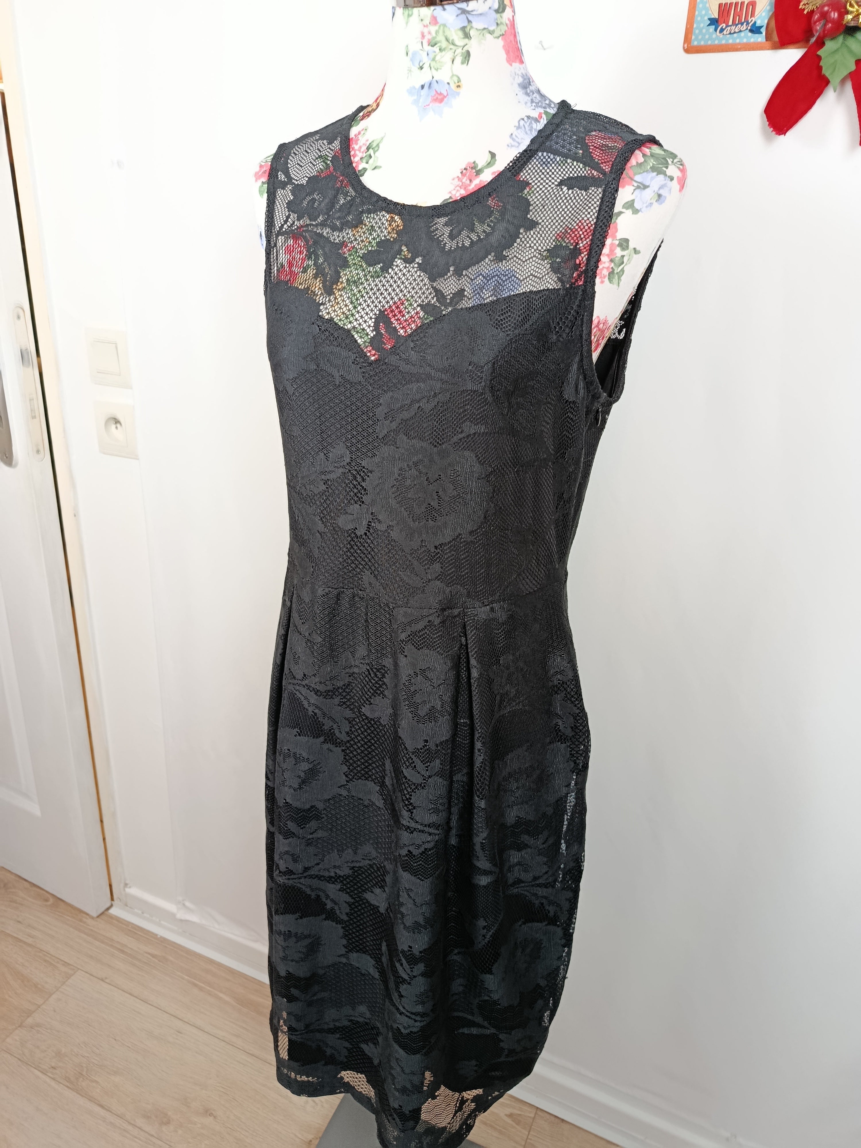 ✨Robe noire en dentelle chic Anna Field✨