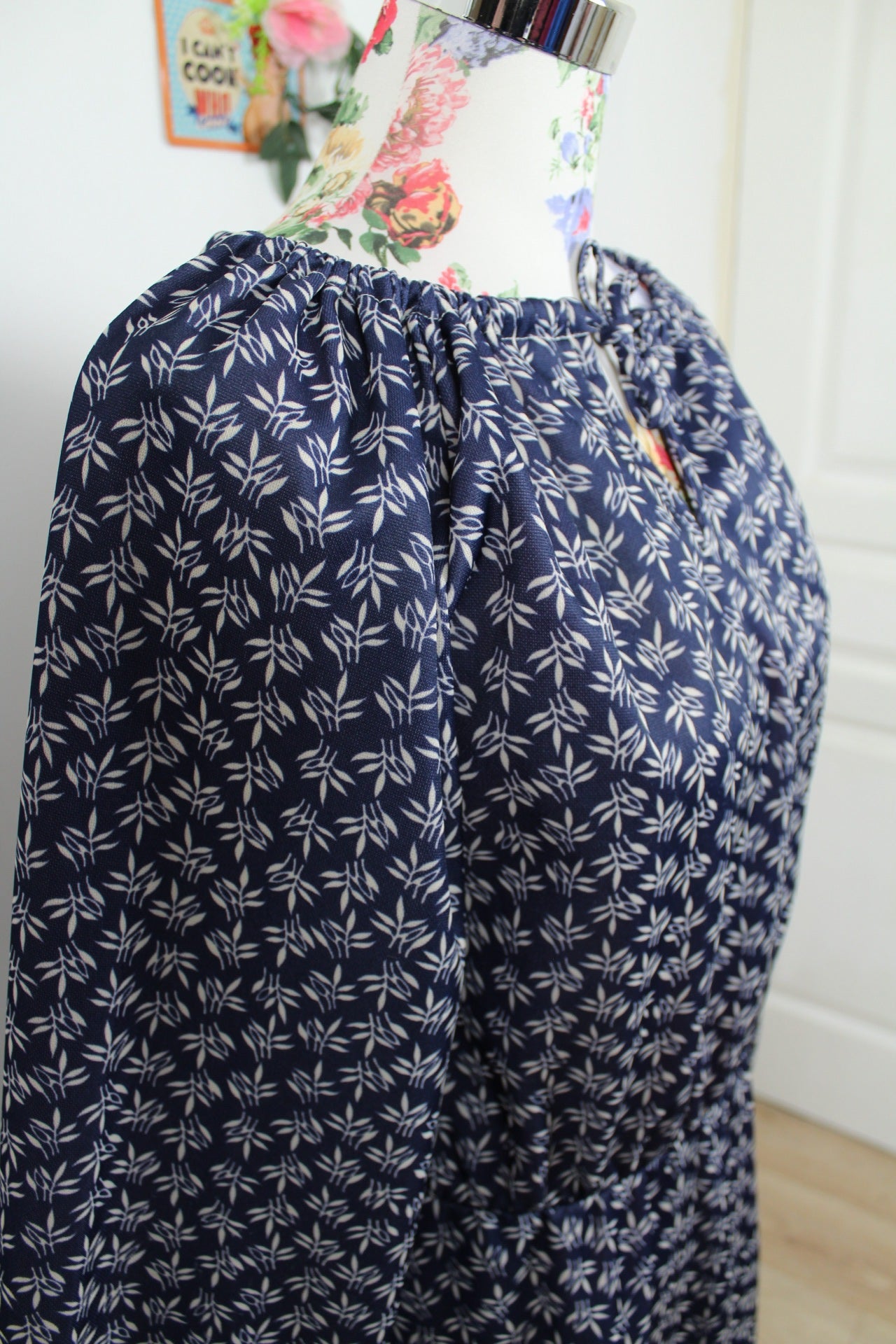 🌸🍒Robe vintage 70/80s romantique bohème - bleu marine & manches larges - Taille 38/40🍒🌸