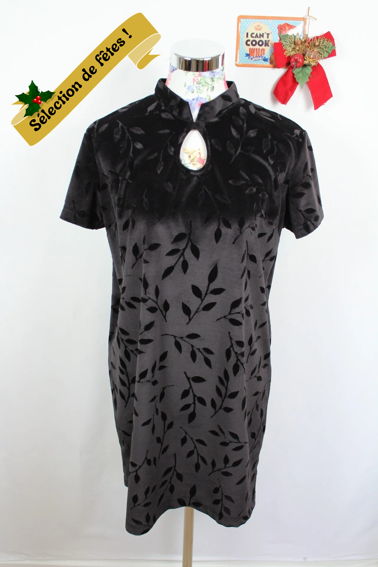 ✨Robe noire vintage années 90 en velours - feuillage en relief✨