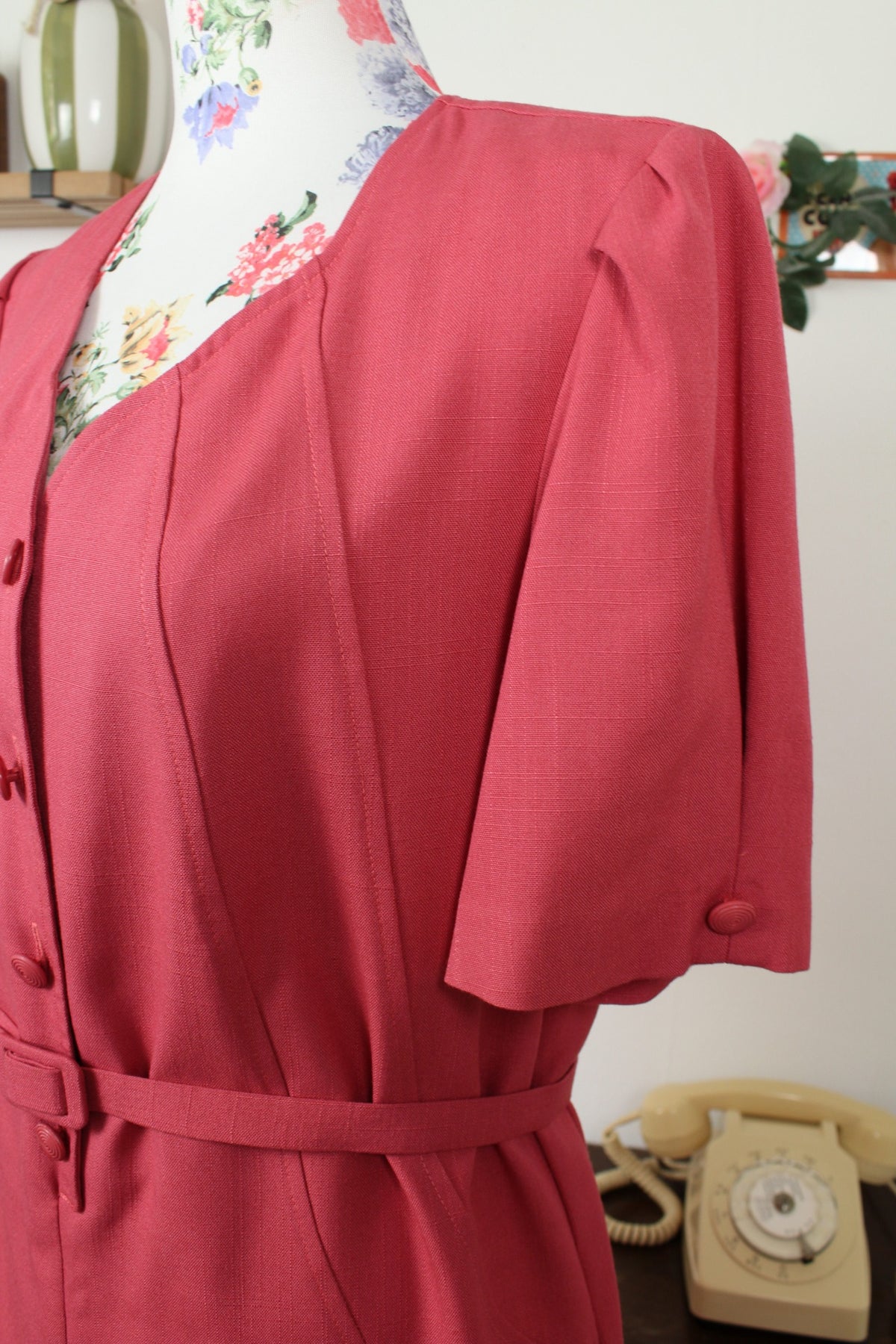 Robe vintage années 80 rose poudré coupe ceinturée - Taille 40/42