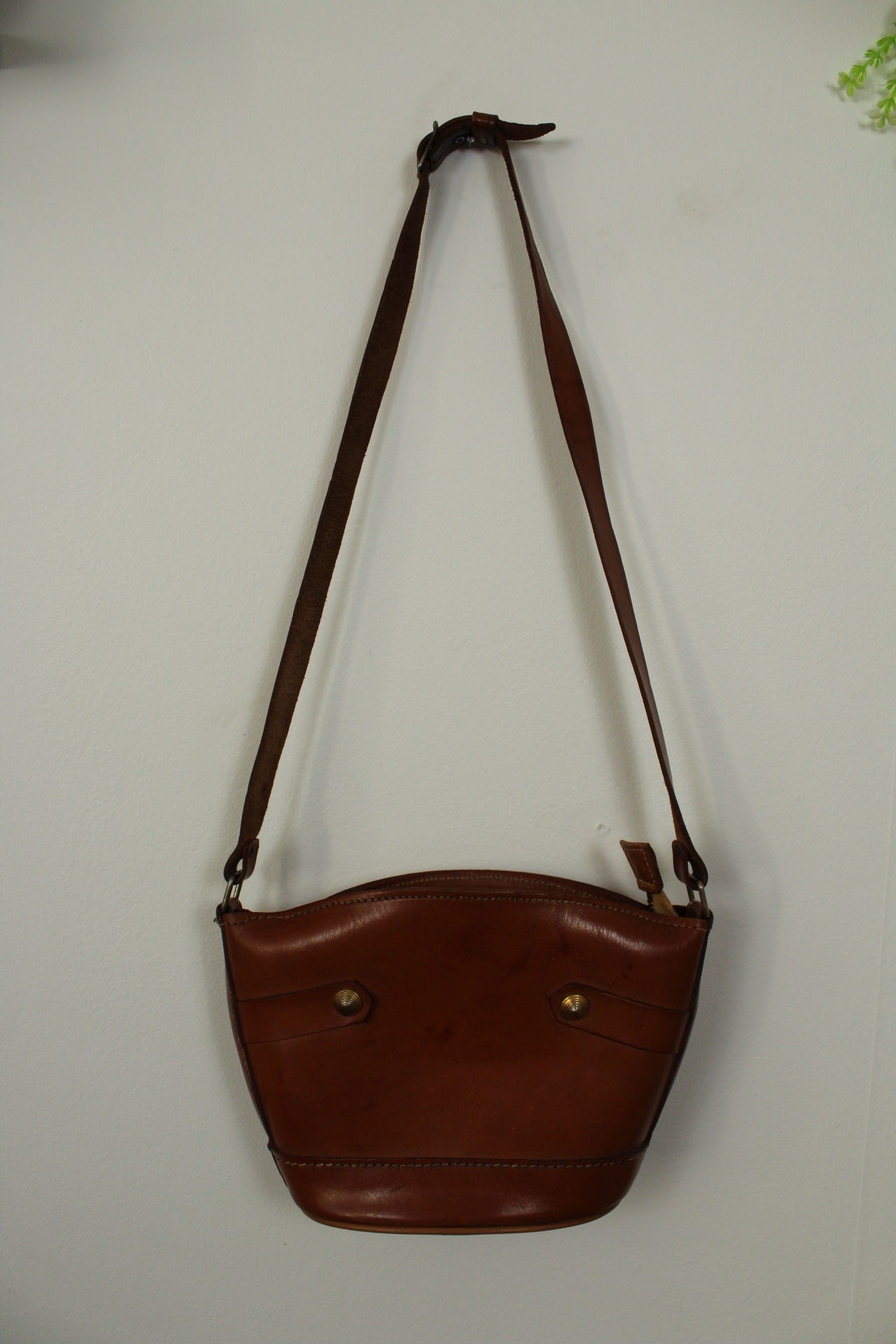 🌸🍒Sac bandoulière vintage 70's en cuir lisse cognac 🍒🌸