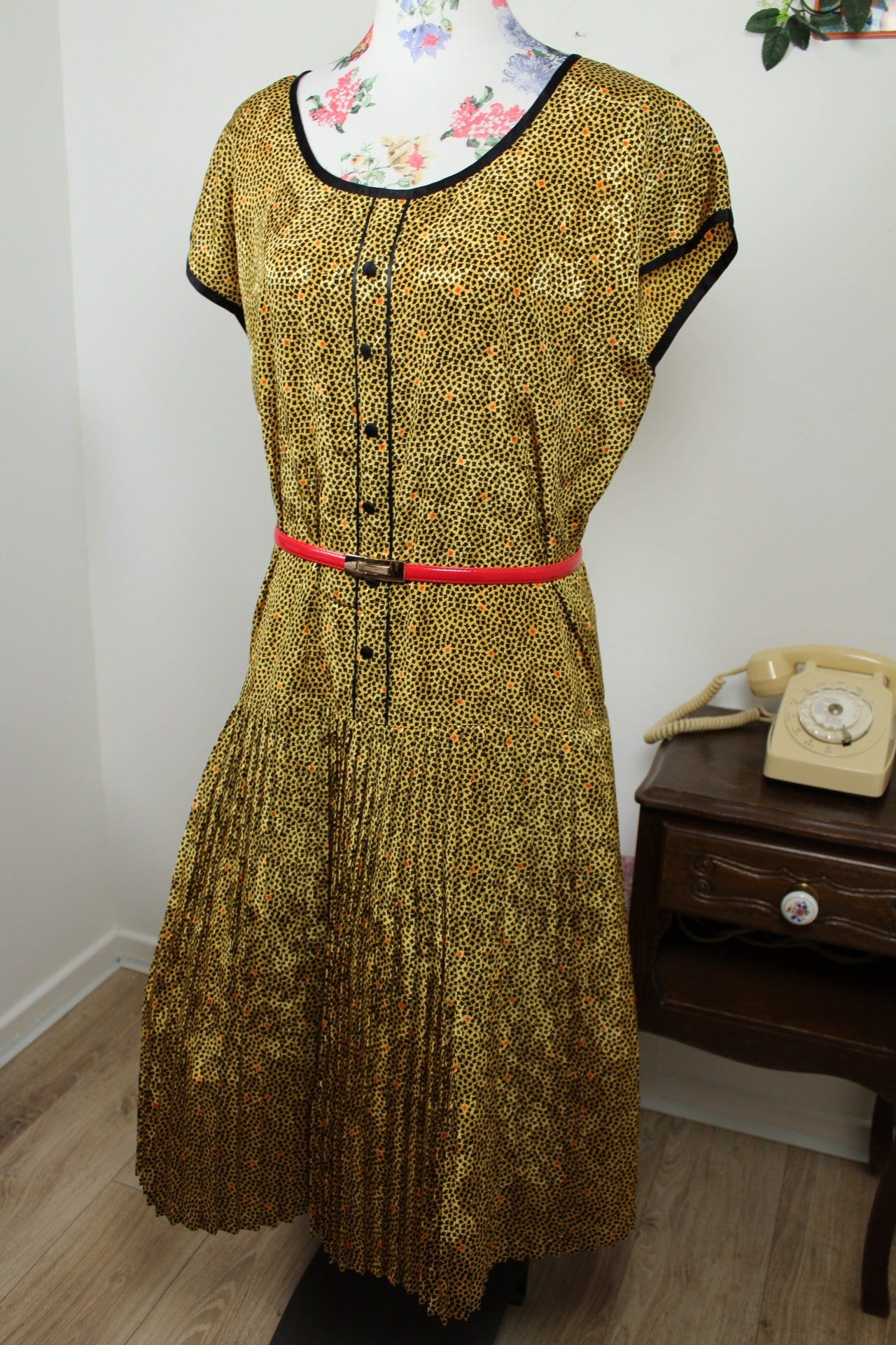 🌸🍒Robe vintage 80's petites fleurs & fleurs satinées jacquard - T.40/42🍒🌸