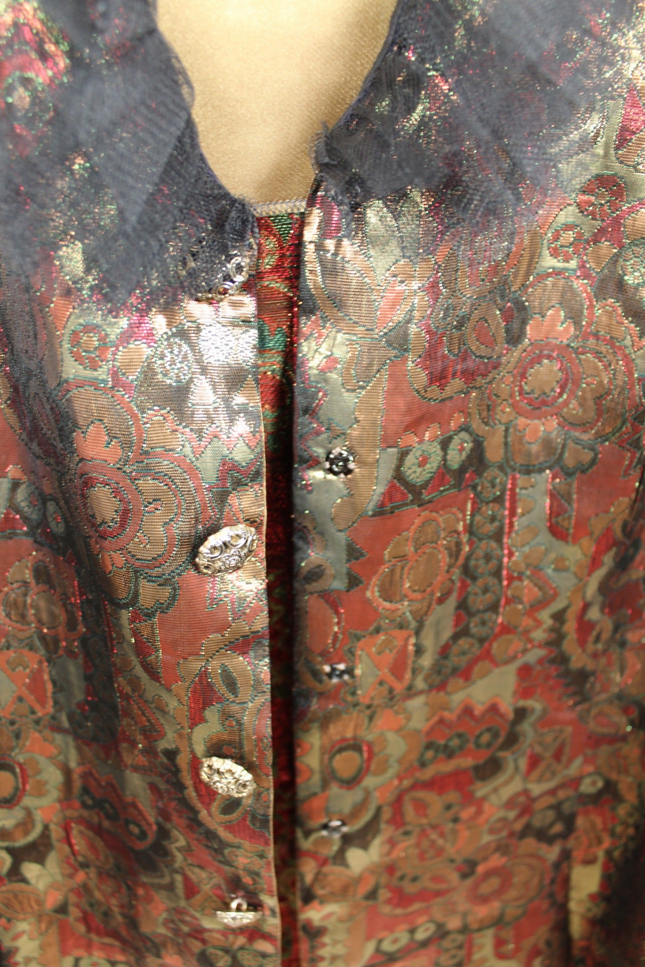 ✨Gilet brocart vintage 70's doré motifs baroques & col volanté tulle noir ✨