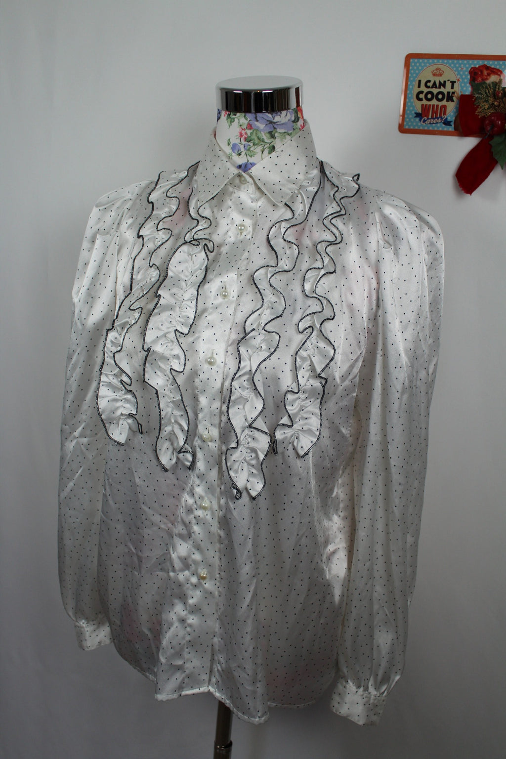 ✨Chemise vintage à volants Daniel Duval Paris - pois noir & satinée✨