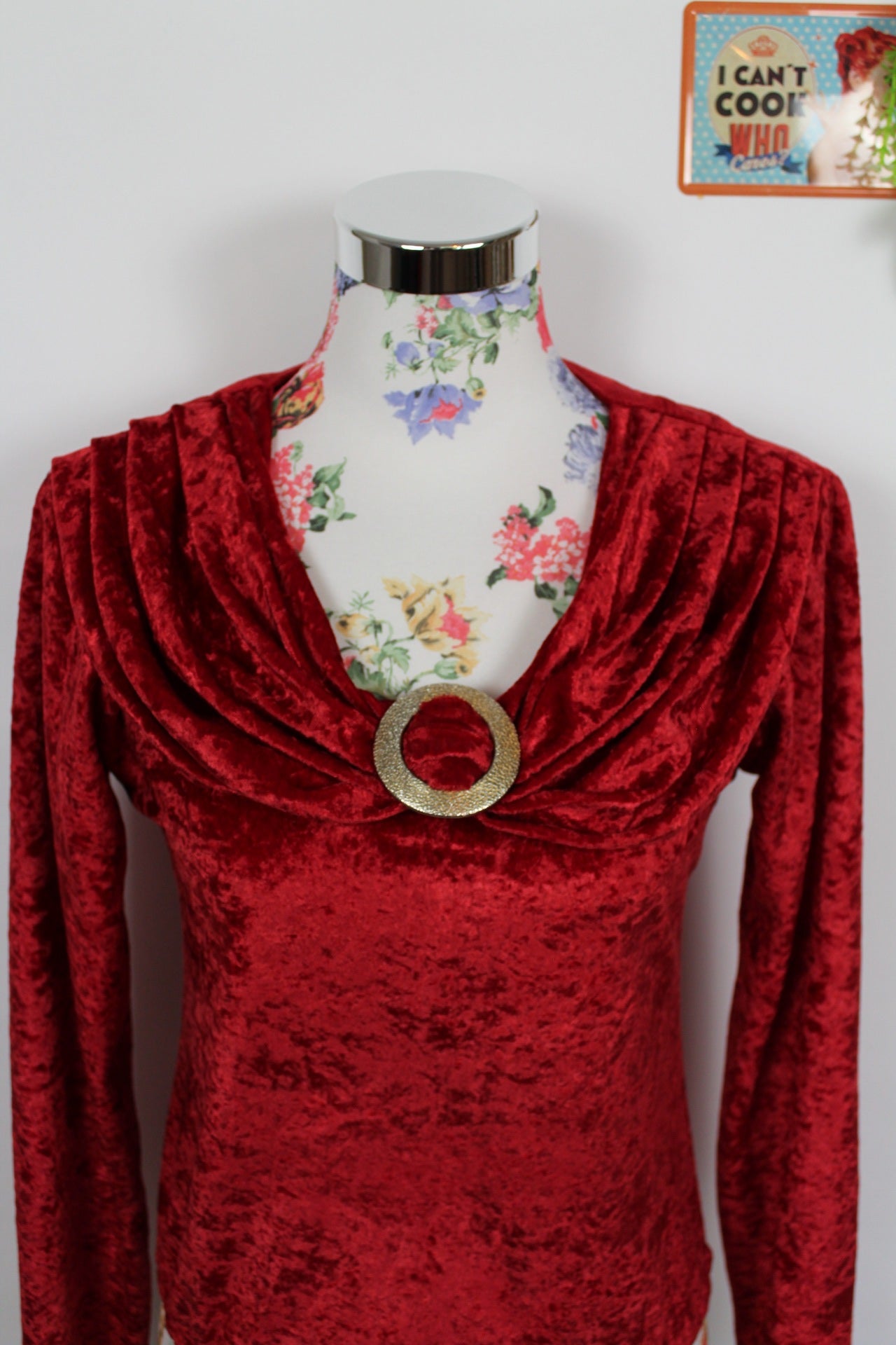 ✨Body rouge en velours satiné 80's gamour - anneau doré✨