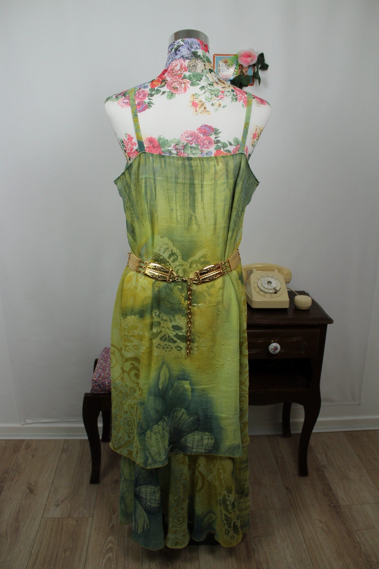 🌸🍒Ceinture en métal doré vintage 80's gravures fleuries - made in Spain 🍒🌸