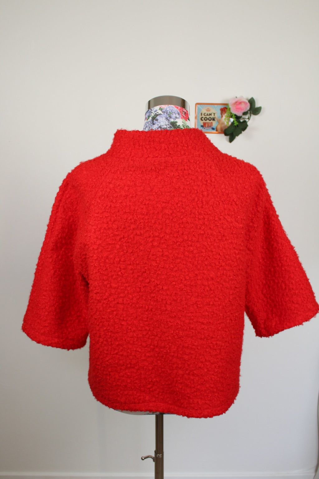 🌸Cardigan rouge bouclé 80's - style Jackie O - made in Italy🍒