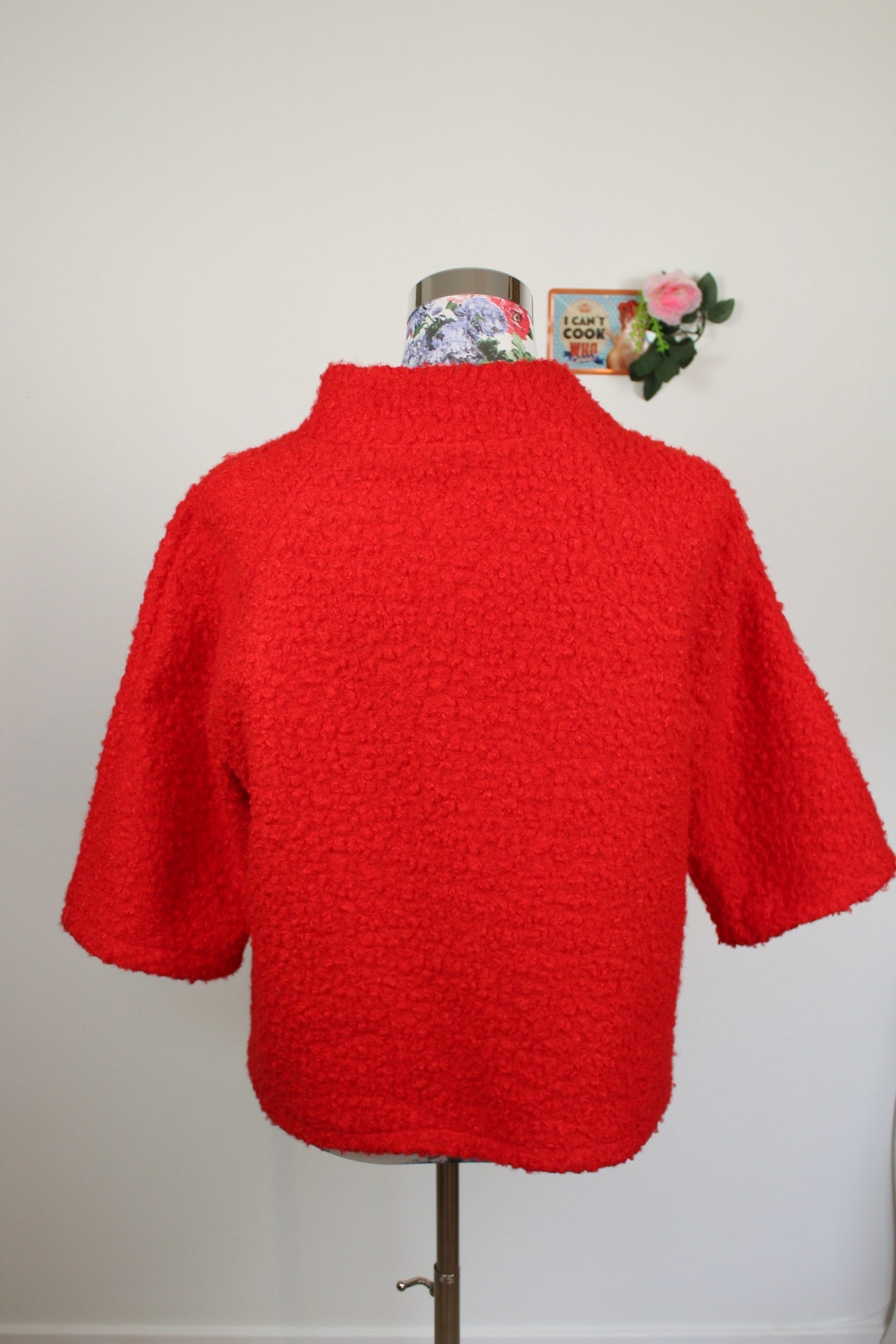 🌸Cardigan rouge bouclé 80's - style Jackie O - made in Italy🍒