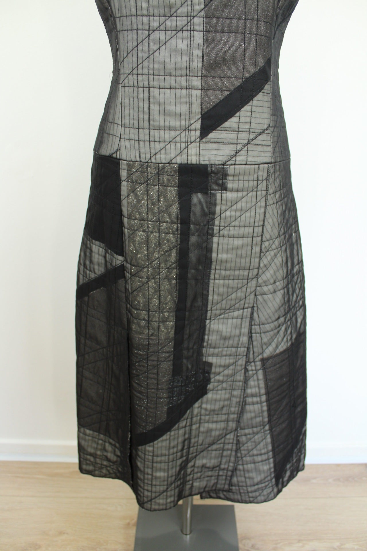 ✨Robe de soirée graphique métallisée BCBG Maxazria✨