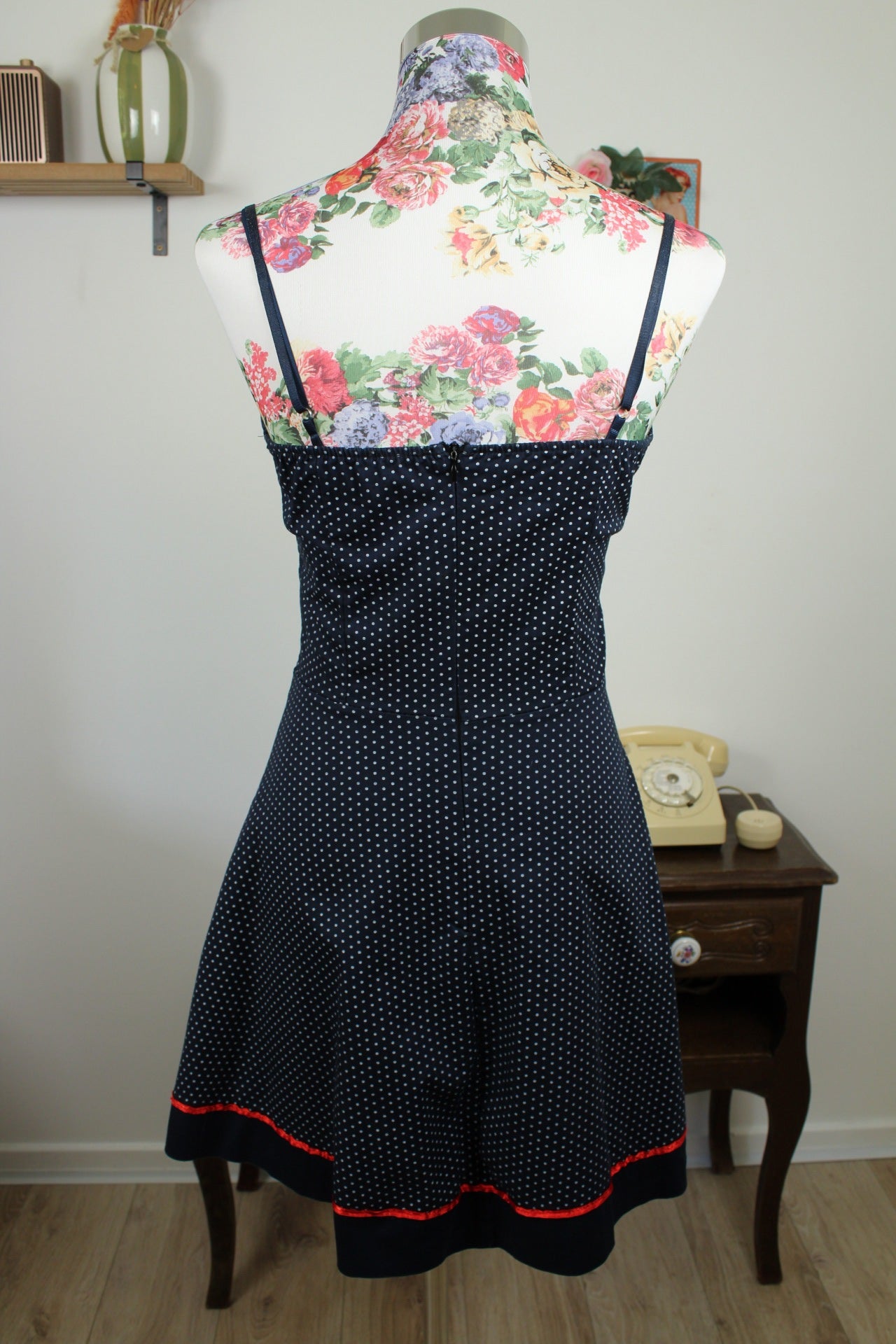 🌸🍒Robe à pois style rockabilly/pin-up nœud rouge - made in Italy - Taille 36🍒🌸