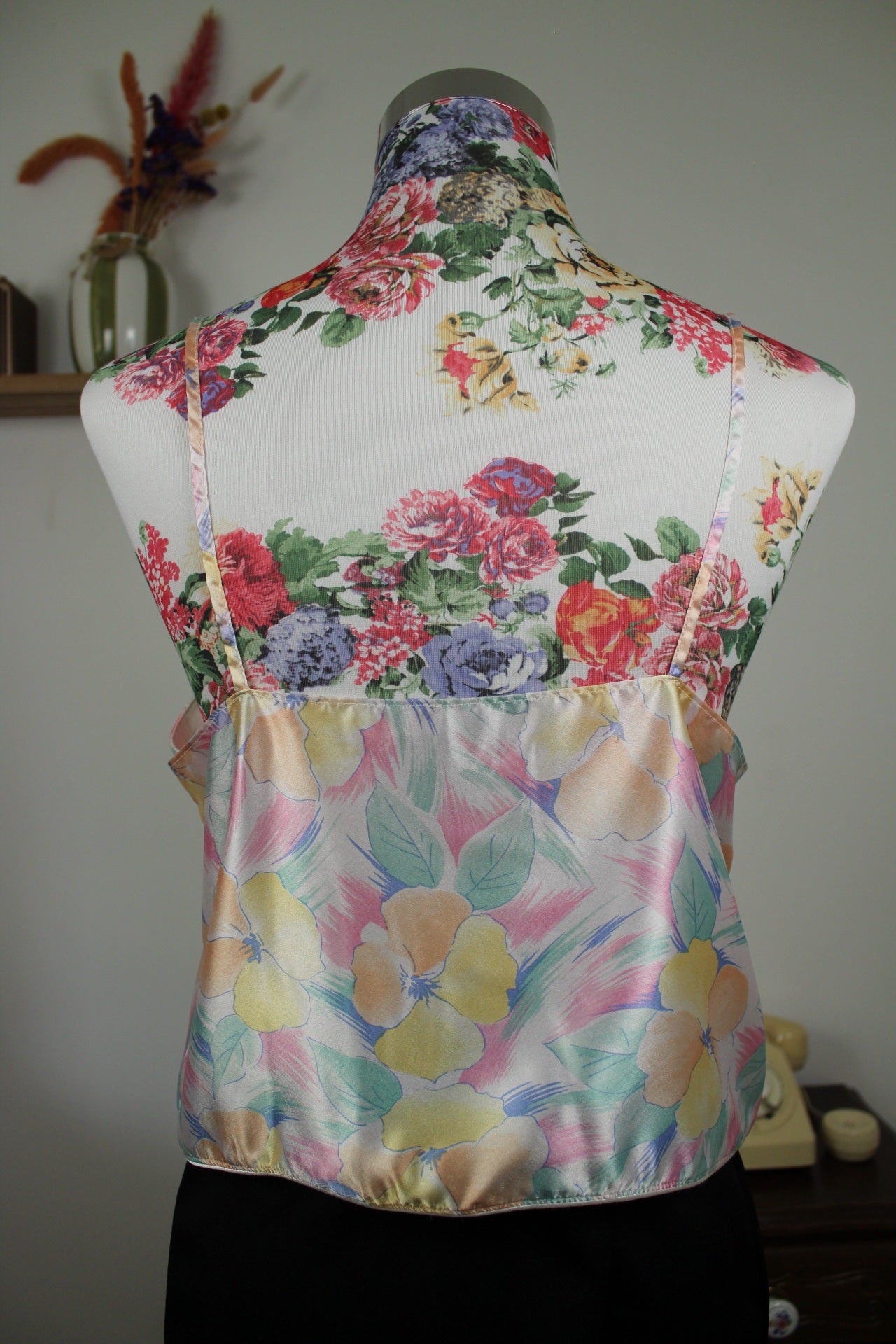 🌸🍒Top court vintage 90's bustier en satin & fleurs en aquarelle pastel - Taille 38🍒🌸