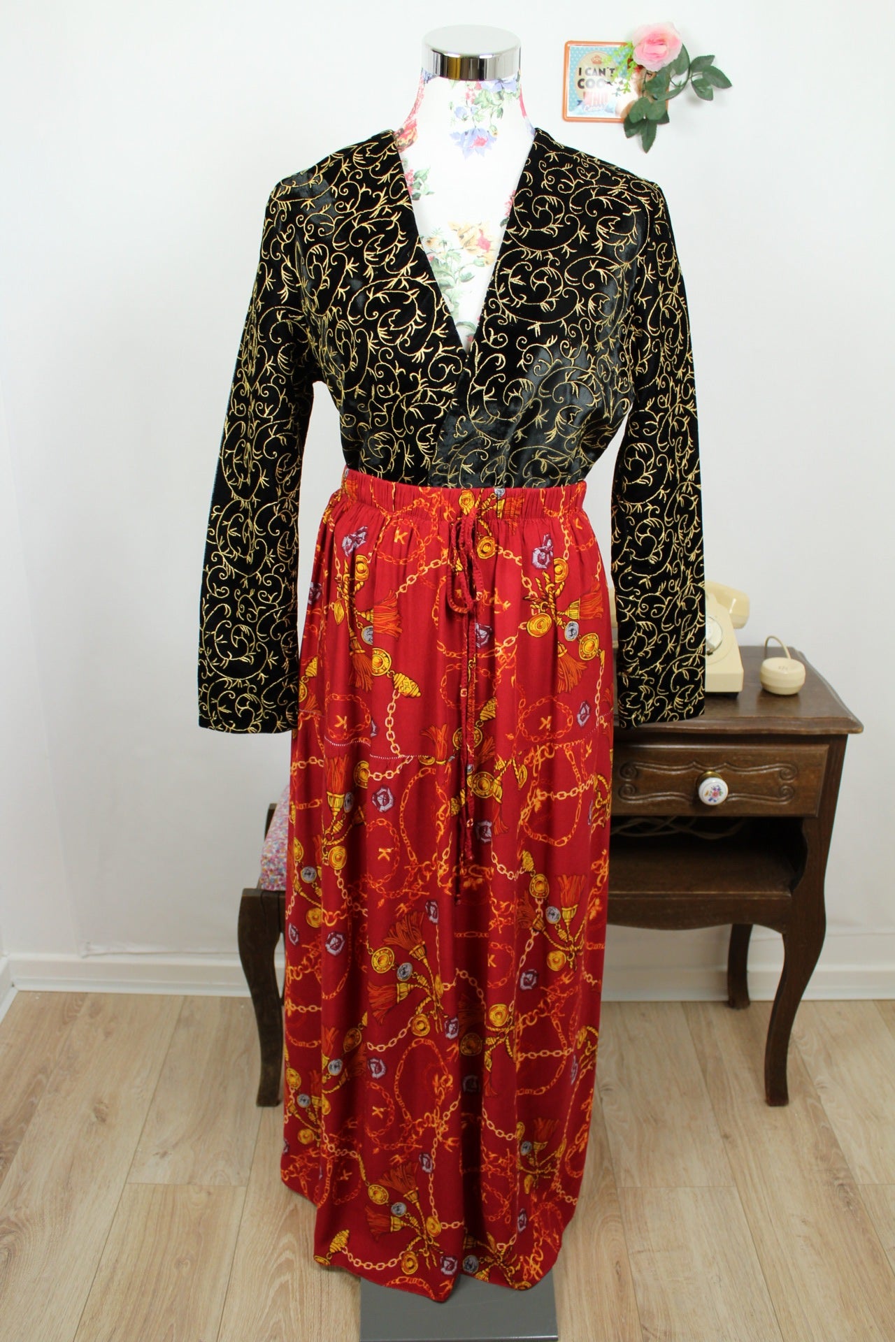 🍒🌸Jupe longue vintage 80/90s imprimée chaînes et médaillons - Taille 38 à 42🌸🍒