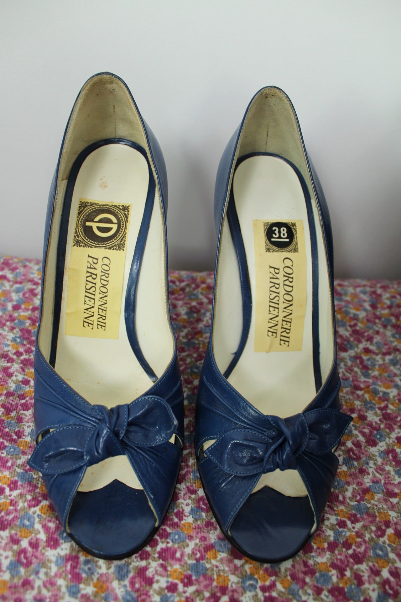 🌸🍒Escarpins vintage 80/90's bleu bout ouvert peep toe & nœud - cuir véritable - pointure 38🍒🌸