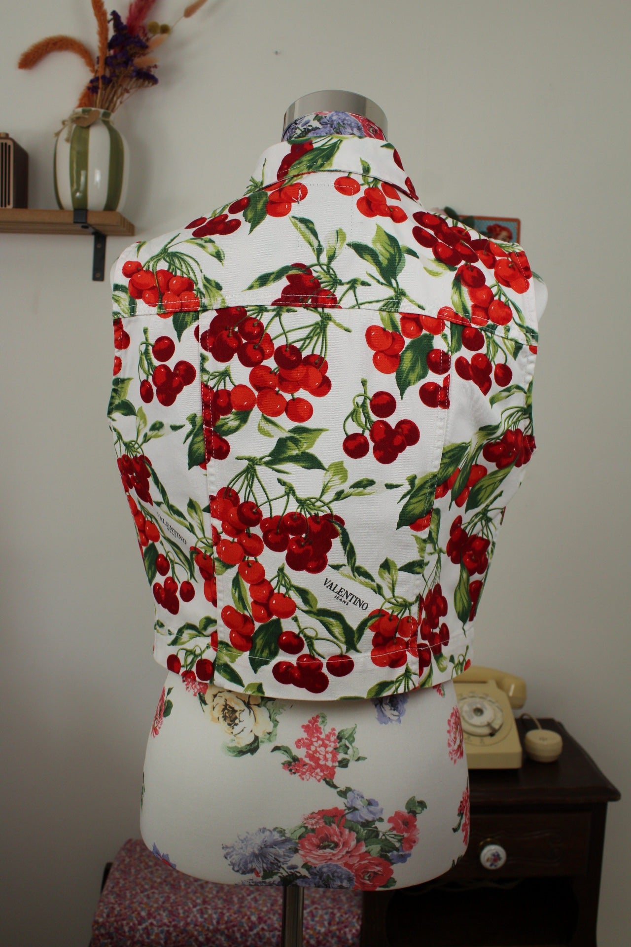 🌸🍒Veste sans manches Valentino Jeans imprimé de cerises - années 2000 Y2k - Taille 38🍒🌸