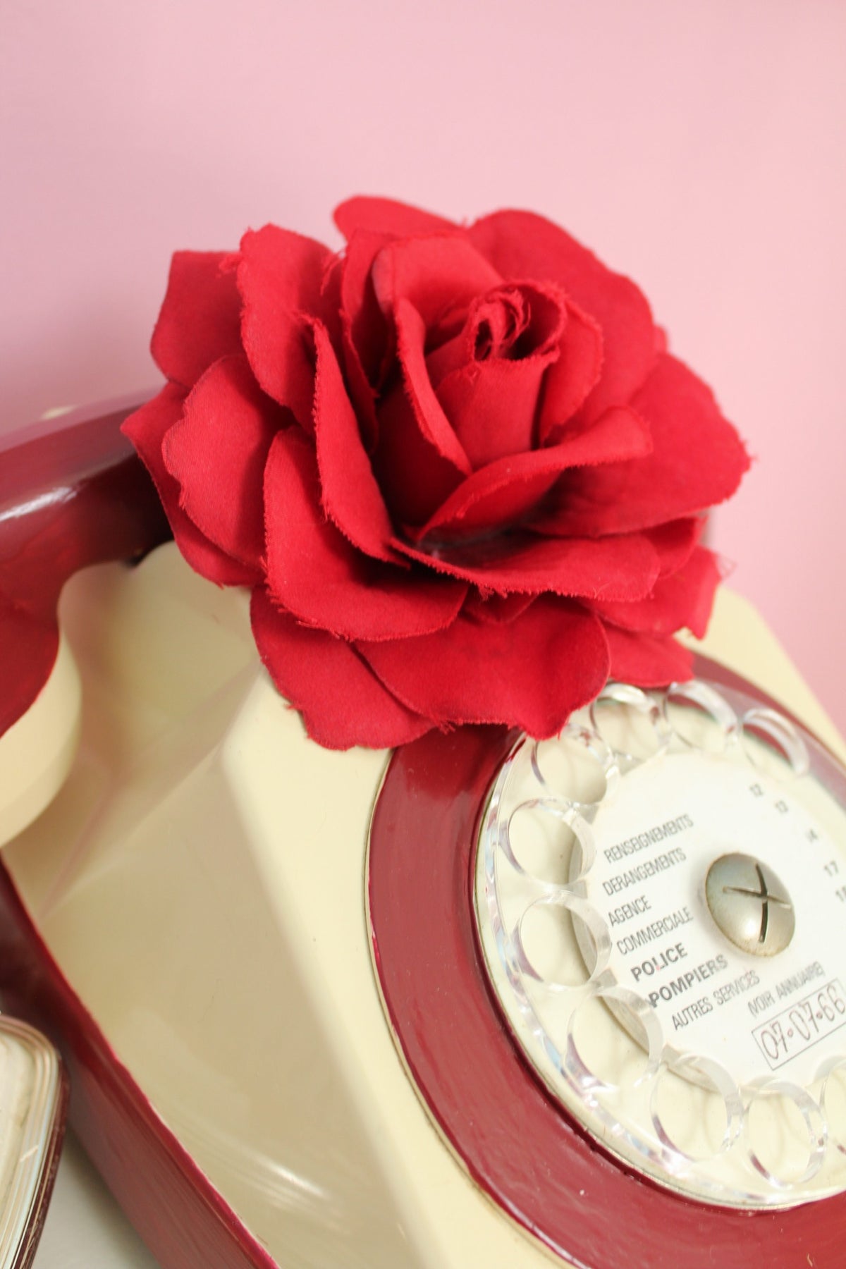 Broche/pince cheveux rétro rose rouge style pin-up/rockabilly